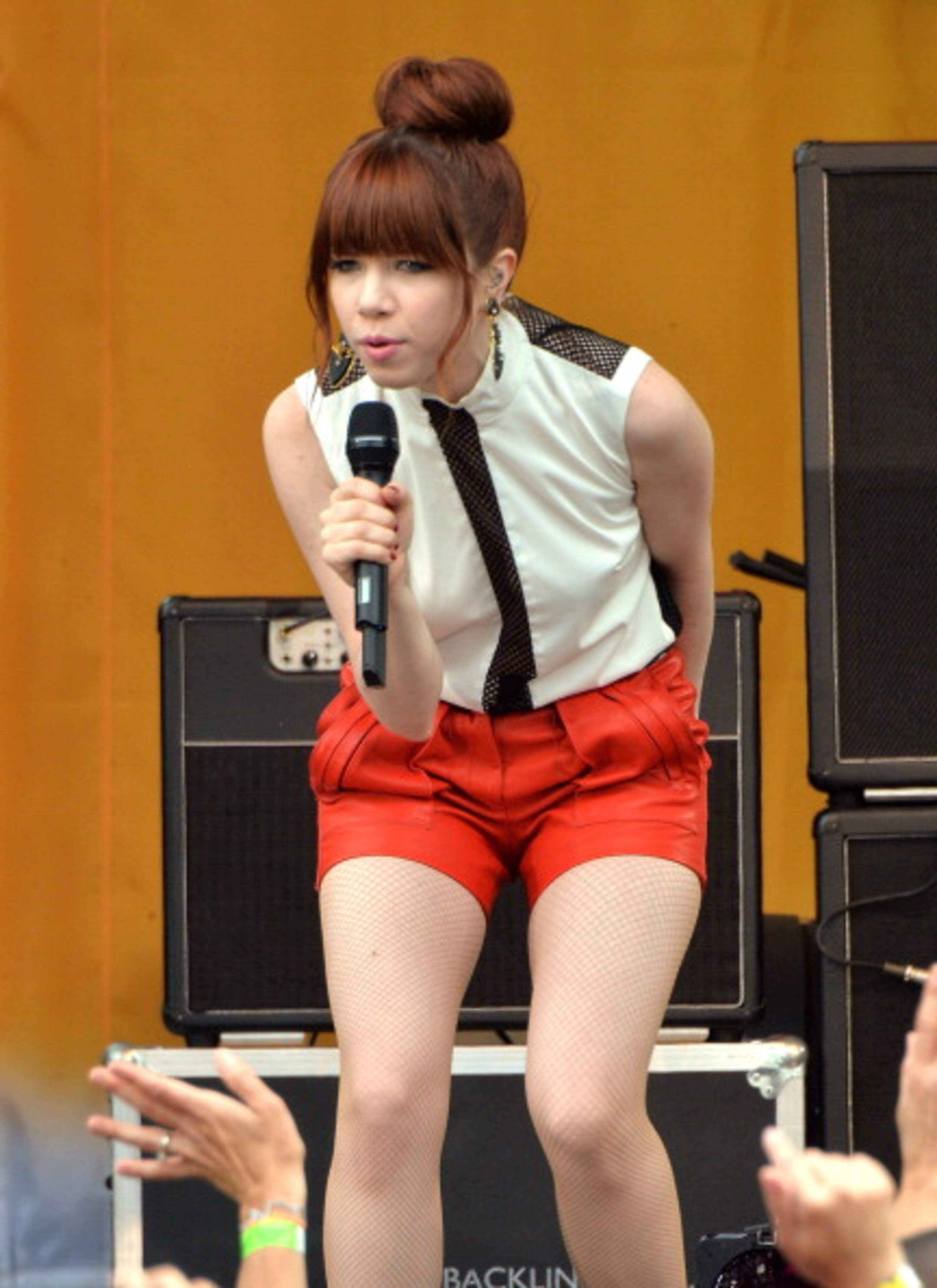 NEW YORK, NY - JUNE 14: Singer Carly Rae Jepsen performs on ABC's "Good Morning America" at Rumsey Playfield on June 14, 2013 in New York City. (Photo by Andrew H. Walker/Getty Images)