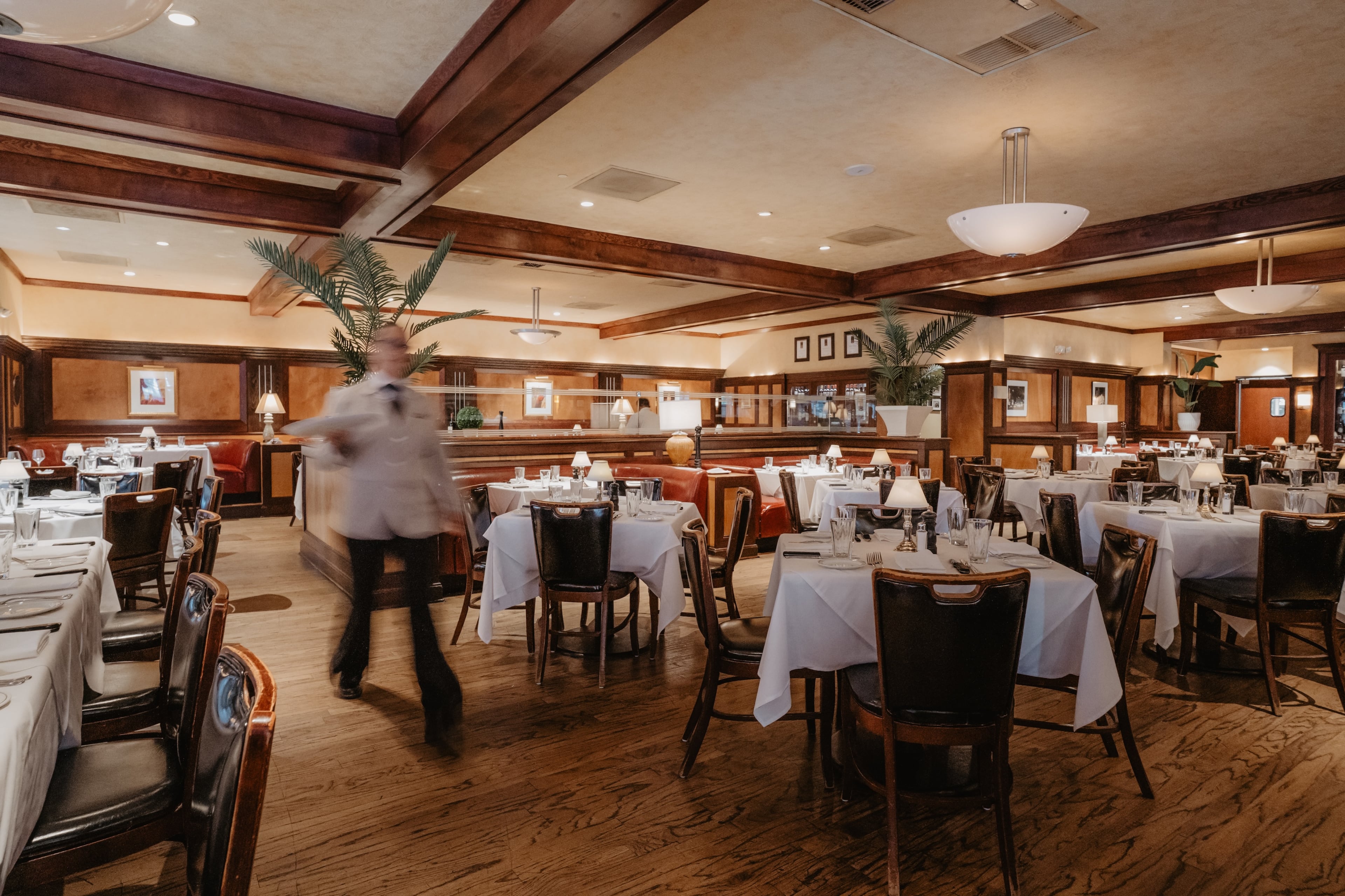 McKendrick' is a straight-ahead, American-stye classic steakhouse in Dunwoody. (Clay Goswick/Courtesy of McKendrick's Steakhouse & Bar)
