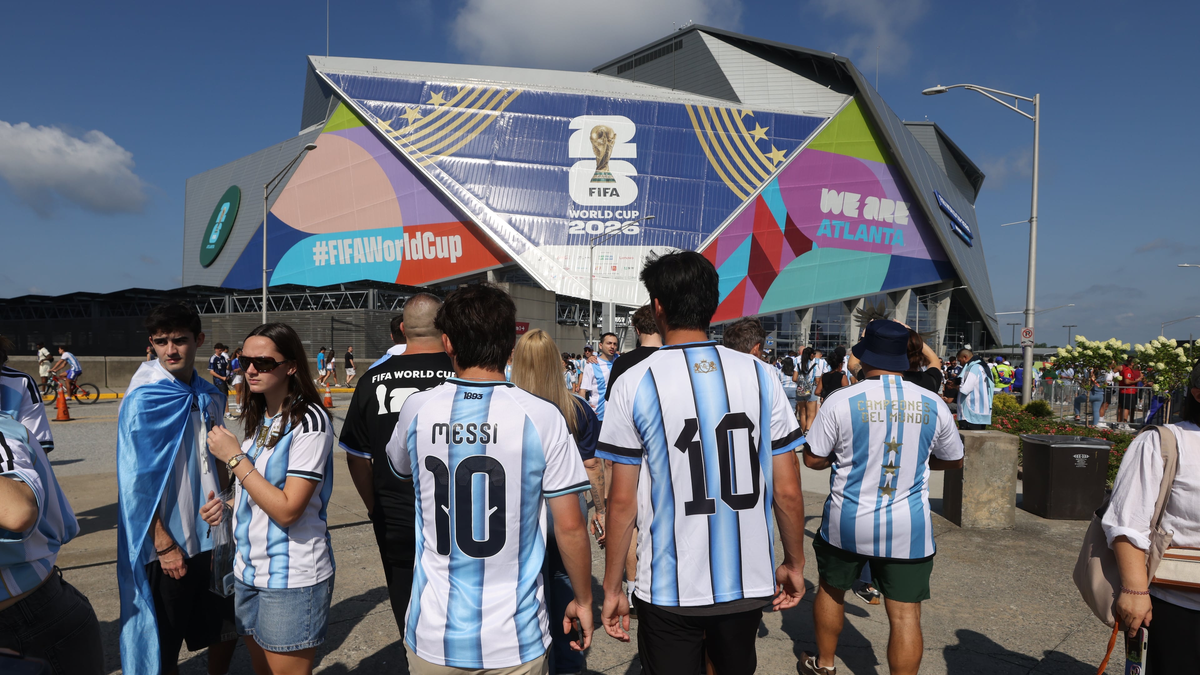 Argentina fans wearing the No. 10 jersey of Lionel Messi head to Atlanta Stadium before the start of Argentina-Egypt FIFA World Cup match Tuesday, July 7, 2026. (Jason Getz/AJC)