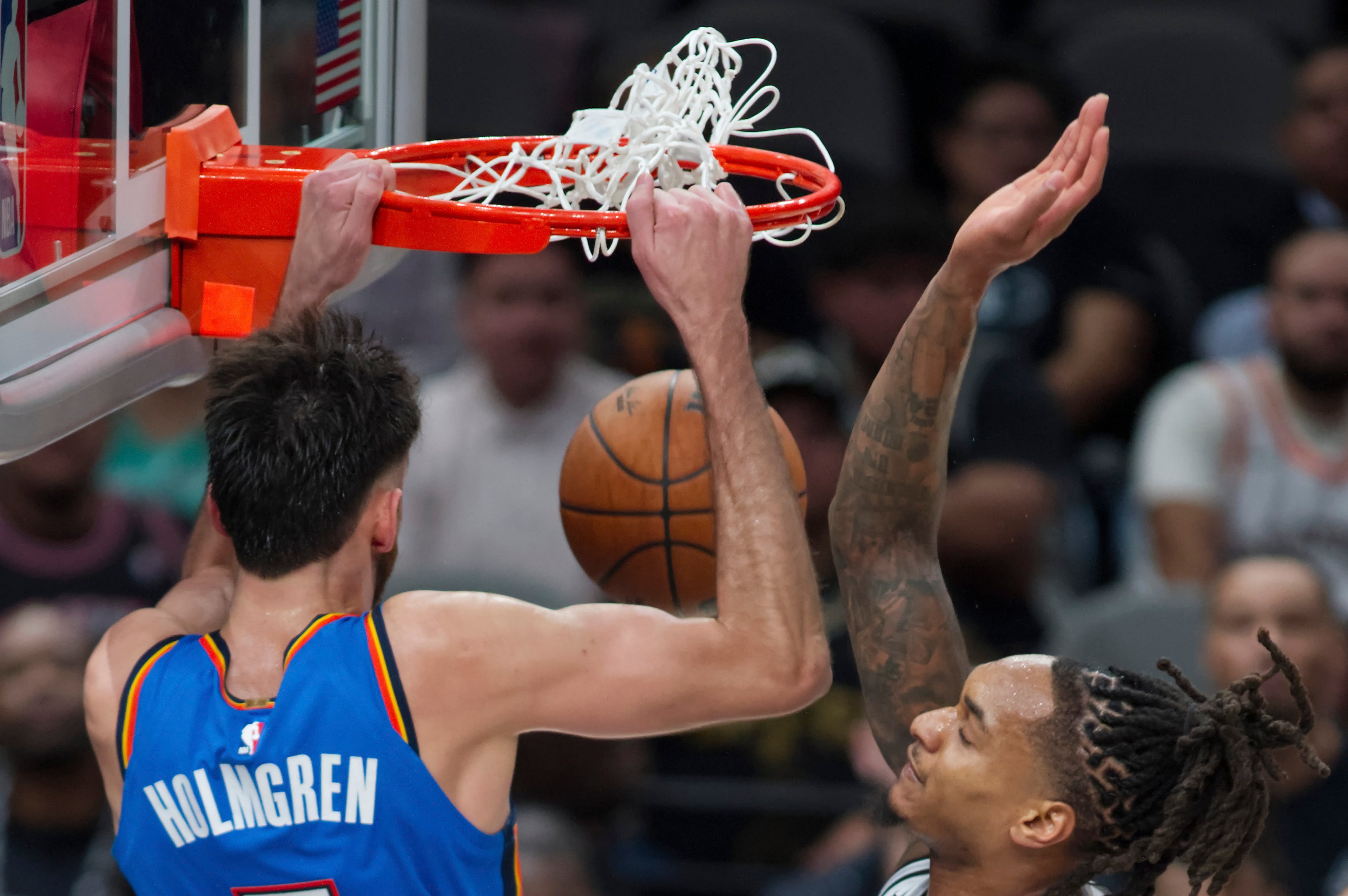Thunder Spurs Basketball
