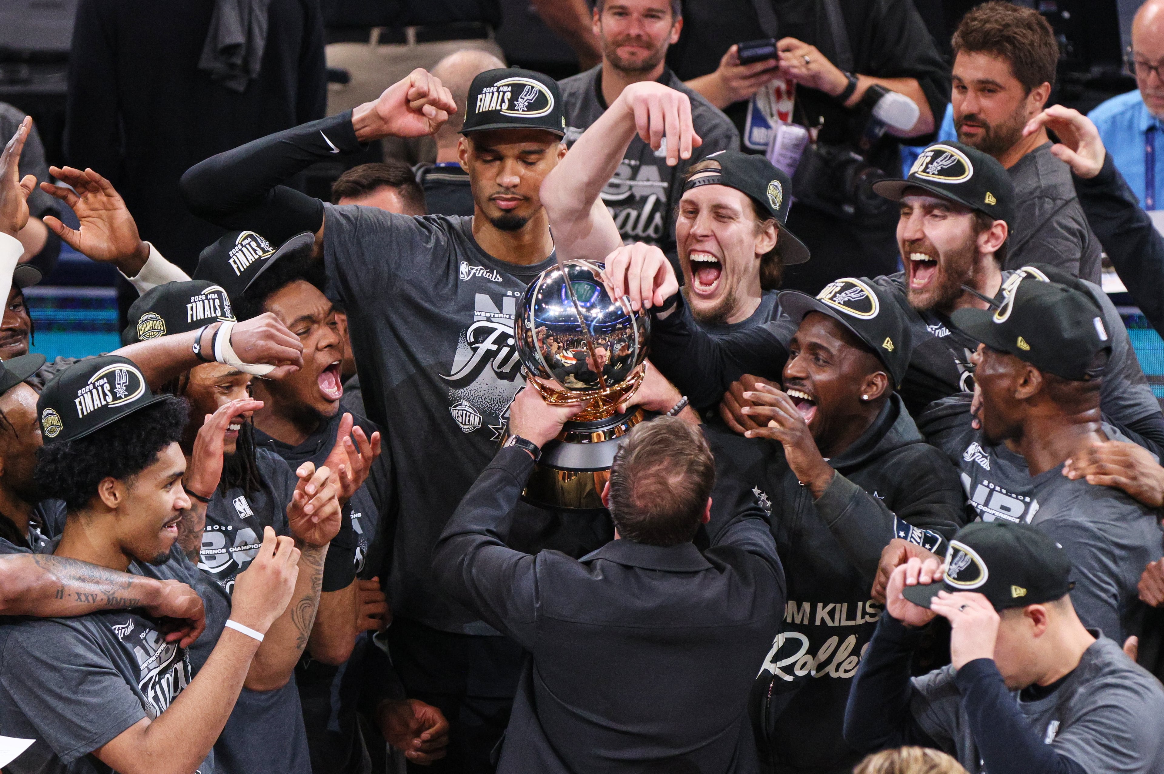 Spurs Thunder Basketball