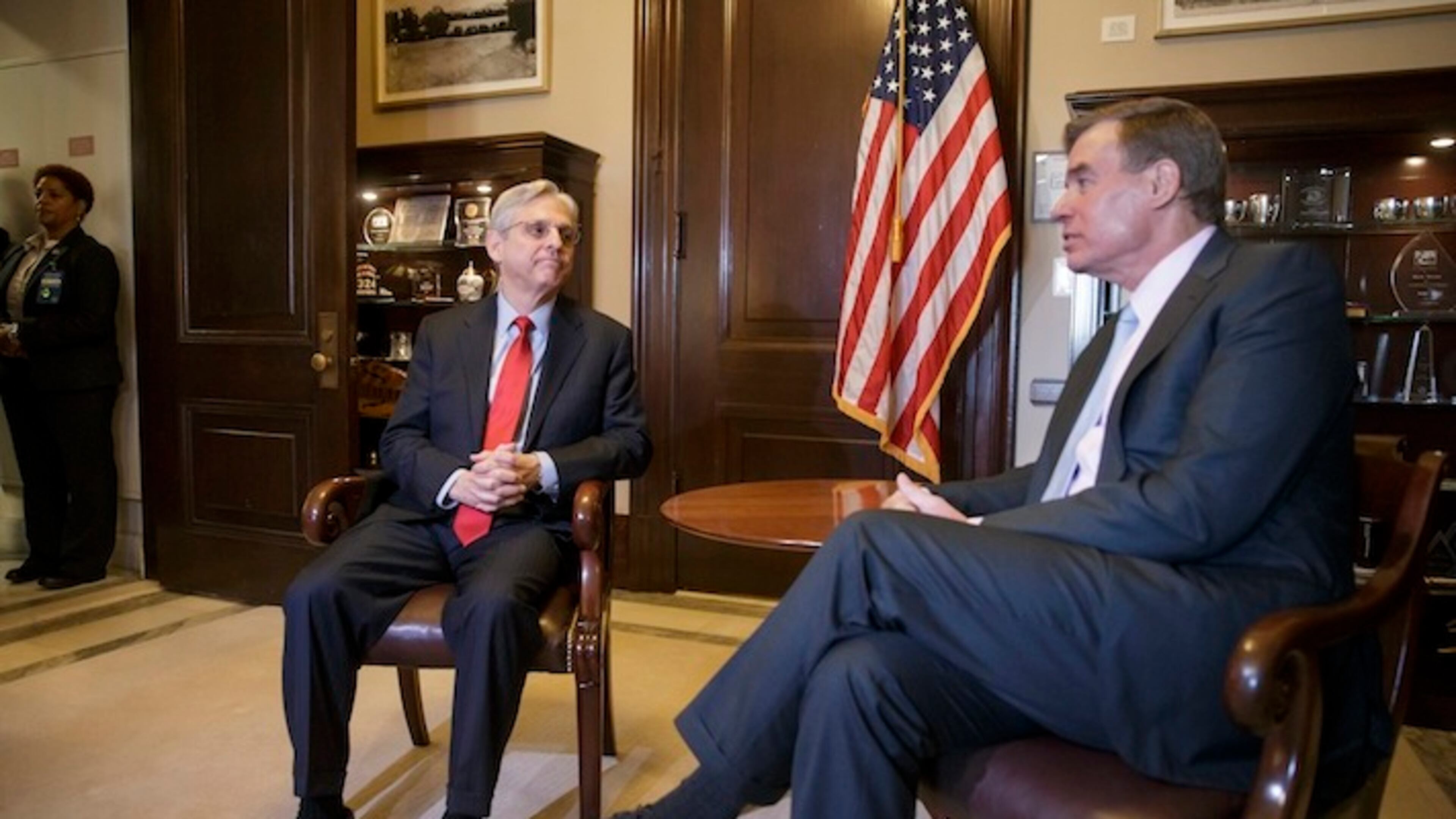 udge Merrick Garland, President Barack Obama’s choice to replace the late Justice Antonin Scalia on the Supreme Court, meets with Sen. Mark Warner, D-Va. on Capitol Hill in Washington, Wednesday, April 13, 2016. Republican senators, at the insistence of Majority Leader Mitch McConnell, R-Ky., remain steadfast in refusing to hold hearings or a confirmation vote on the nomination. (AP Photo/J. Scott Applewhite)