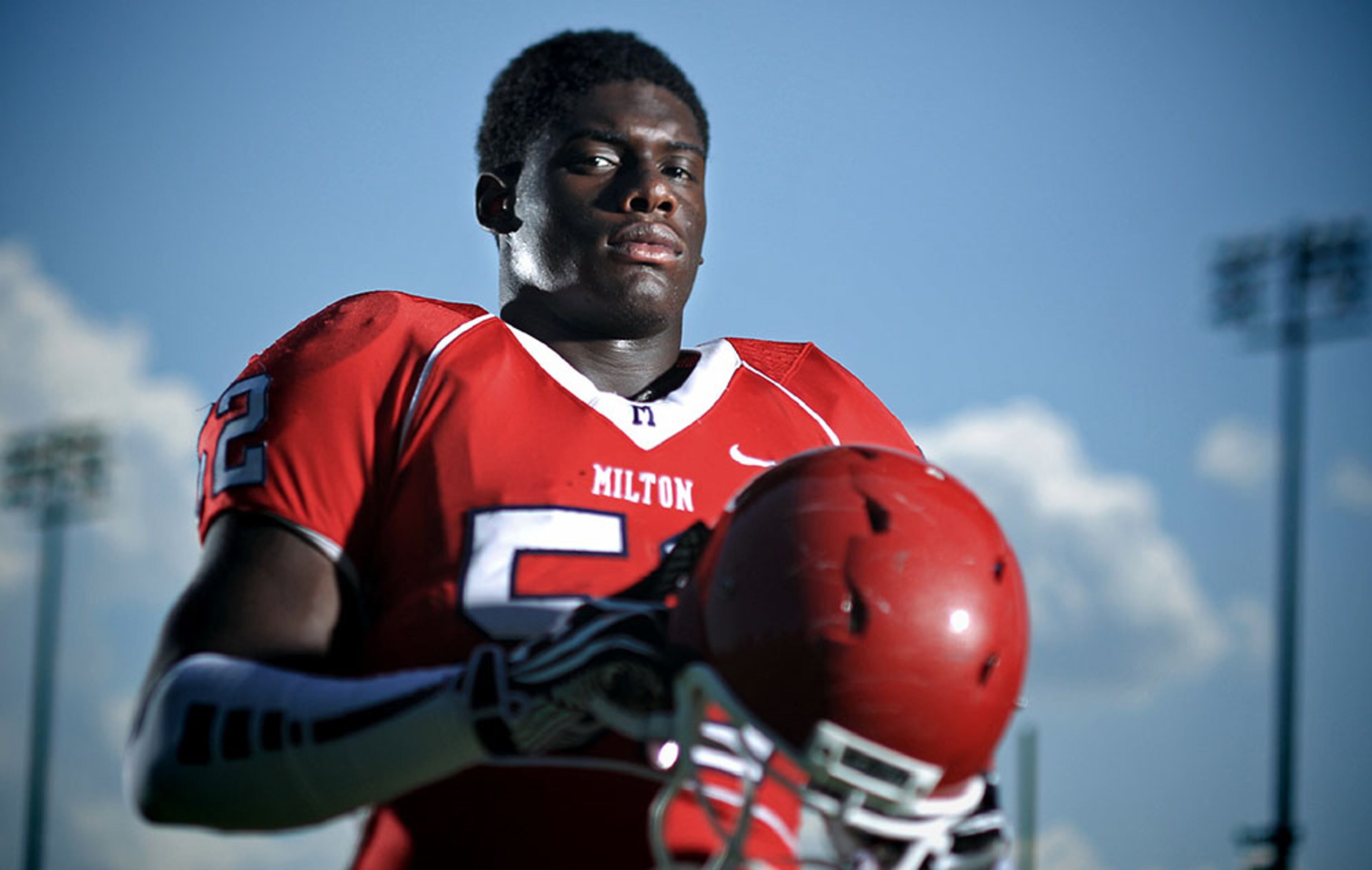 Milton High School defensive end Carl Lawson (Auburn) was among the most recent ESPN top two overall recruiting prospects.