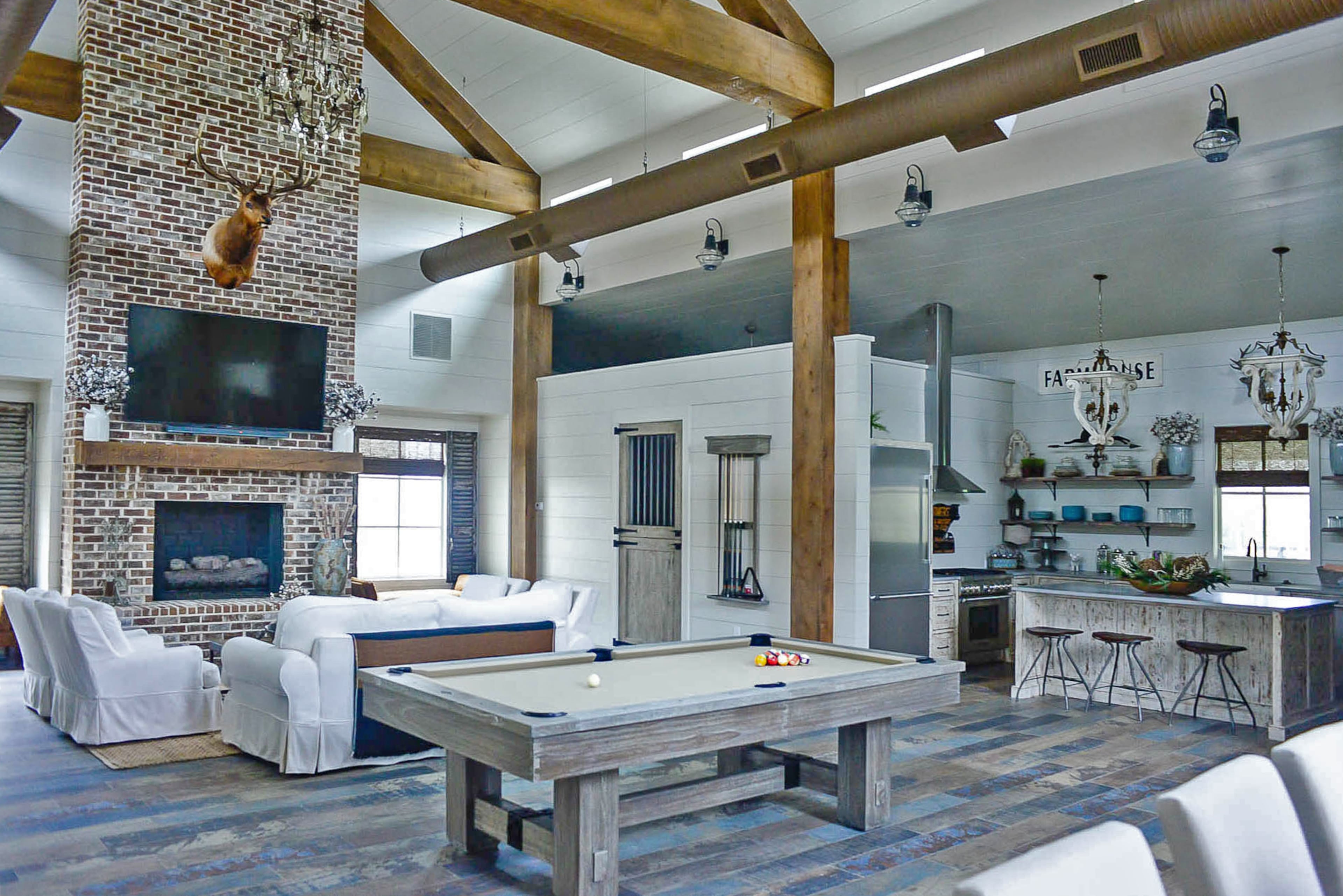 R. Hardy Smith's and Terrie Rice's "party barn" is a vaulted structure with 3,000 square feet, two bedrooms and a bathroom.