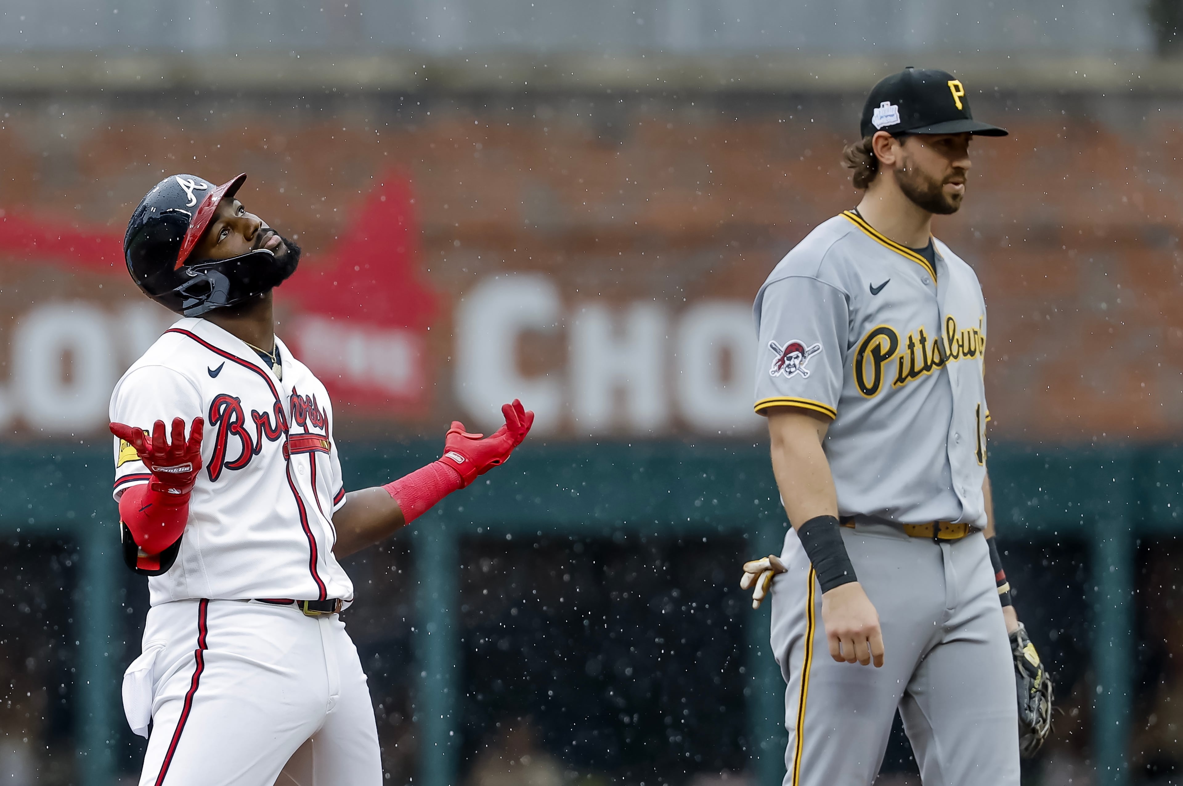 Pirates Braves Baseball