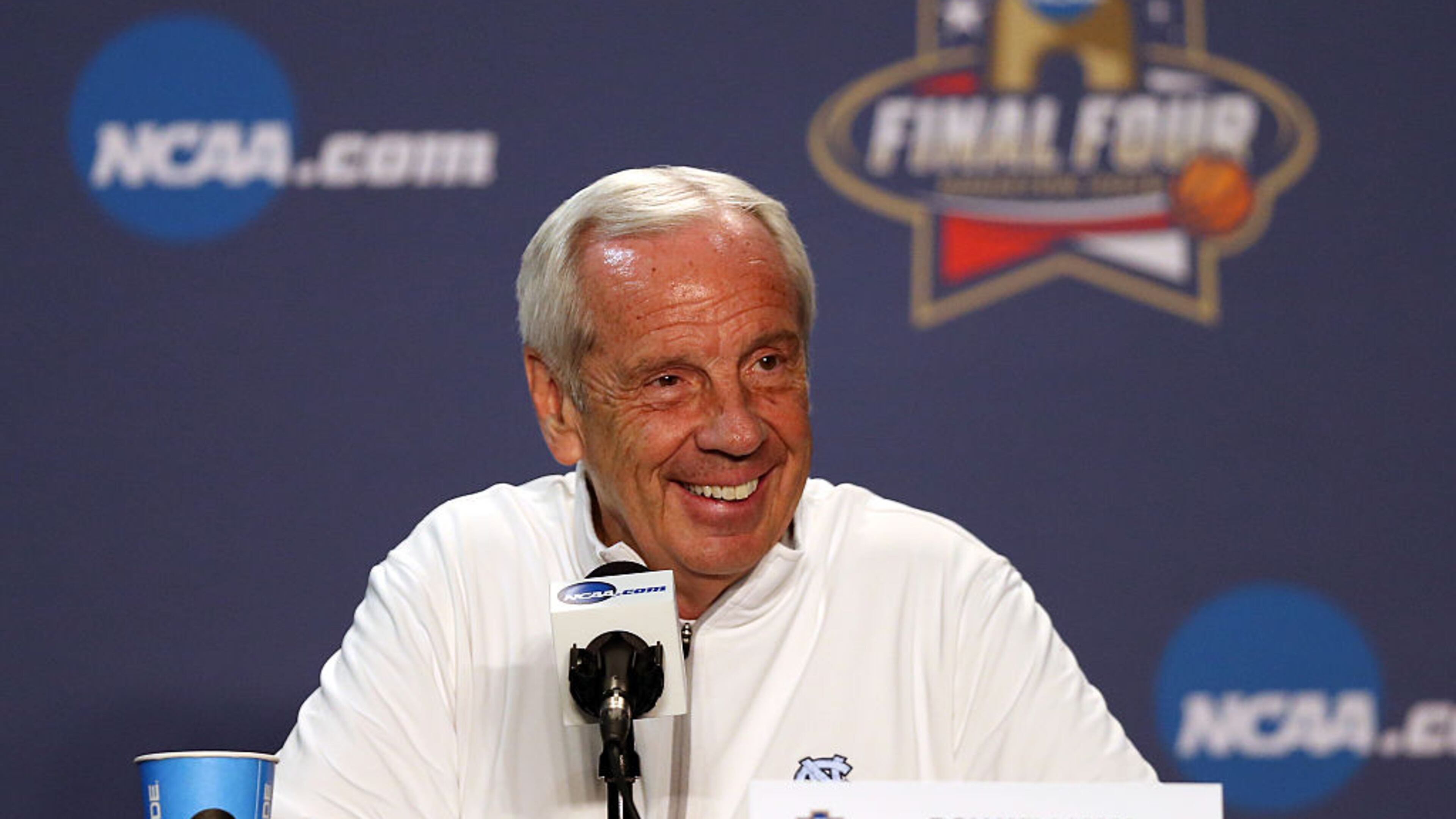 North Carolina coach Roy Williams speaks during a news conference prior to the 2016 NCAA Men’s Final Four at NRG Stadium on March 31, 2016 in Houston, Texas. (Photo by Streeter Lecka/Getty Images)