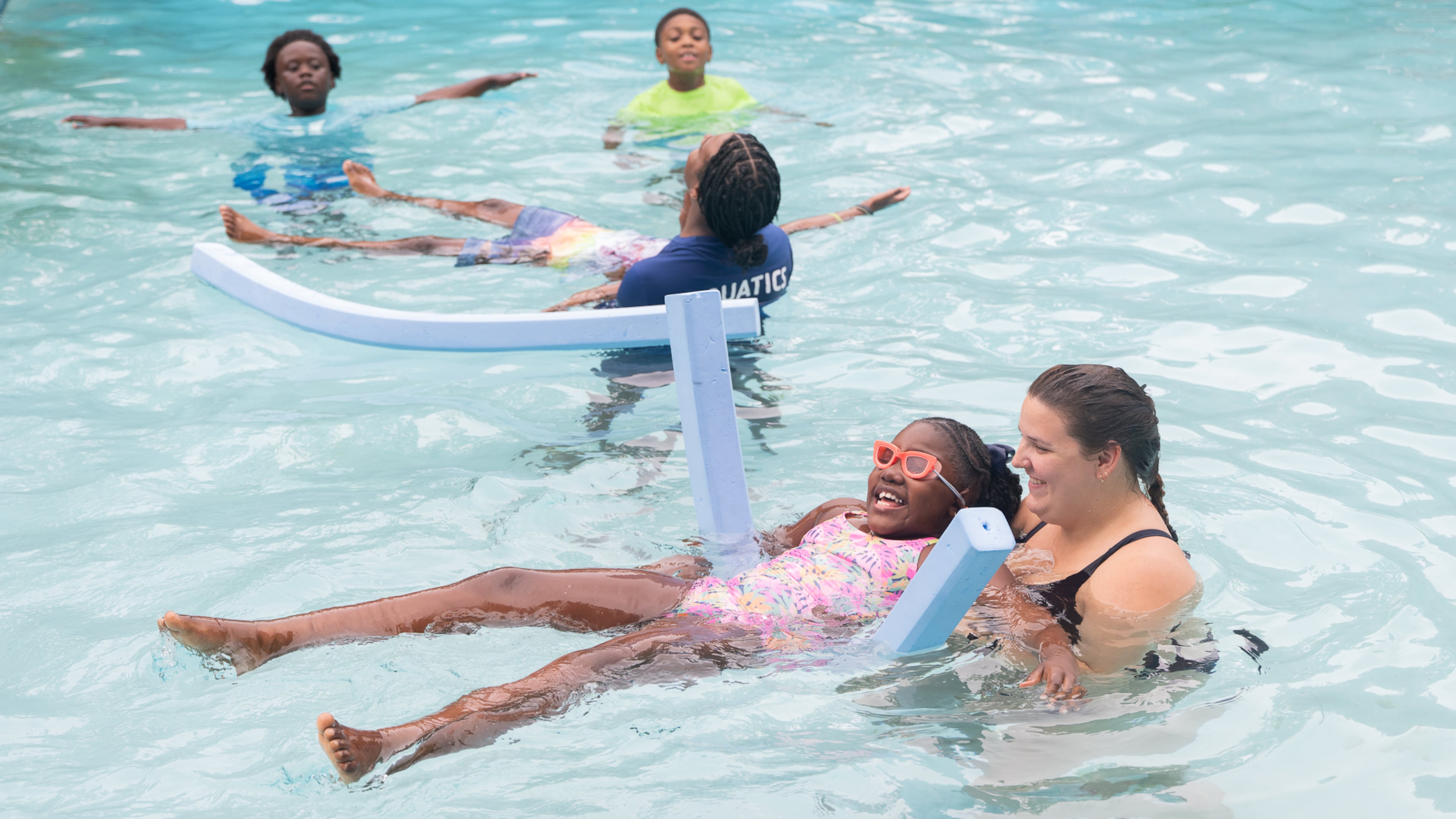 The YMCA of Metro Atlanta and the Atlanta Water Safety Coalition hosted a swim lesson for students from The Boyce L. Ansley School at the Governor’s Mansion on Monday, Aug. 11, 2025, in recognition of Drowning Impact Awareness Month. (Courtesy of the YMCA of Metro Atlanta)