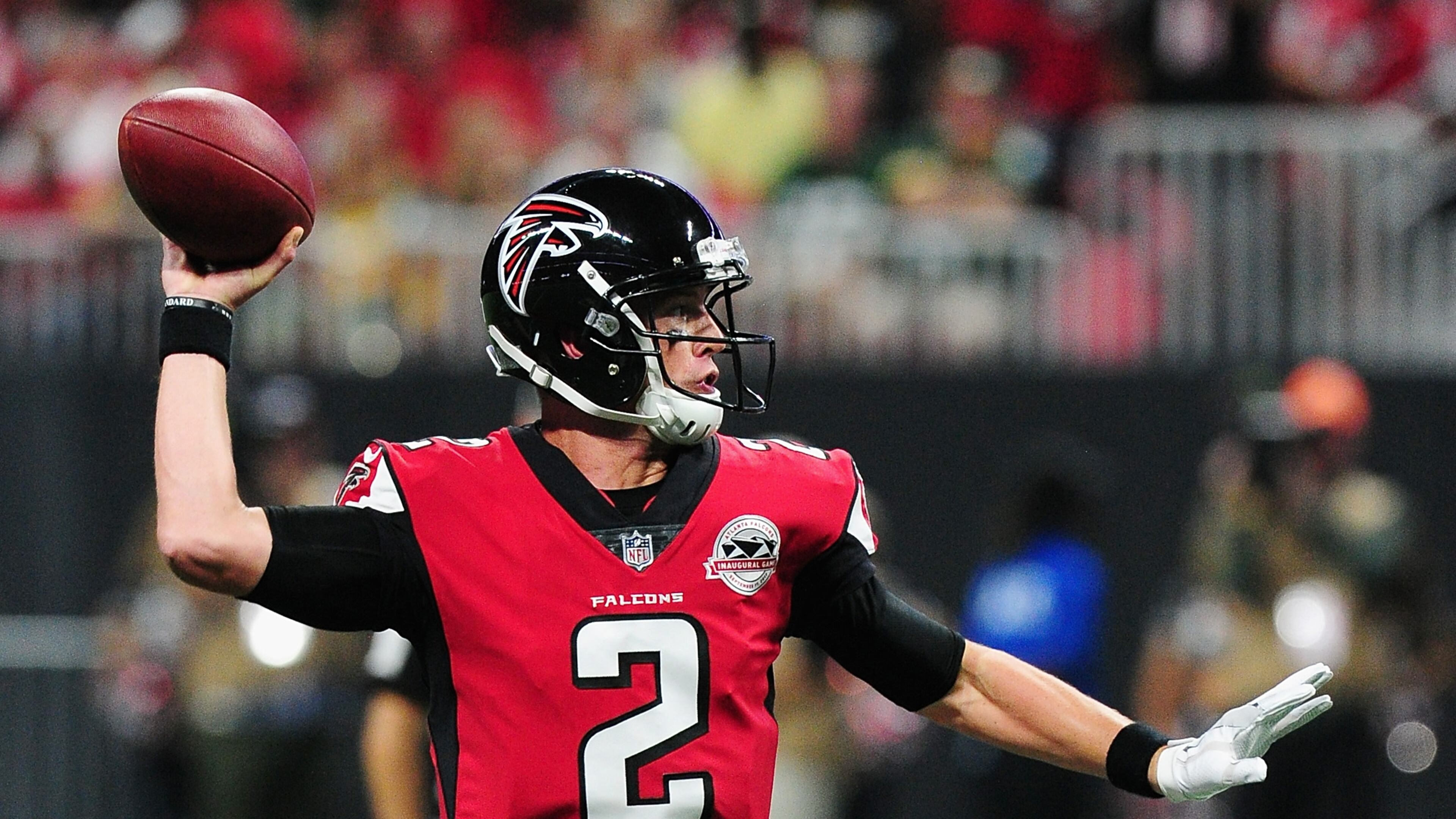 ATLANTA, GA - SEPTEMBER 17: Matt Ryan #2 of the Atlanta Falcons throws a pass during the first half against the Green Bay Packers at Mercedes-Benz Stadium on September 17, 2017 in Atlanta, Georgia. (Photo by Scott Cunningham/Getty Images)