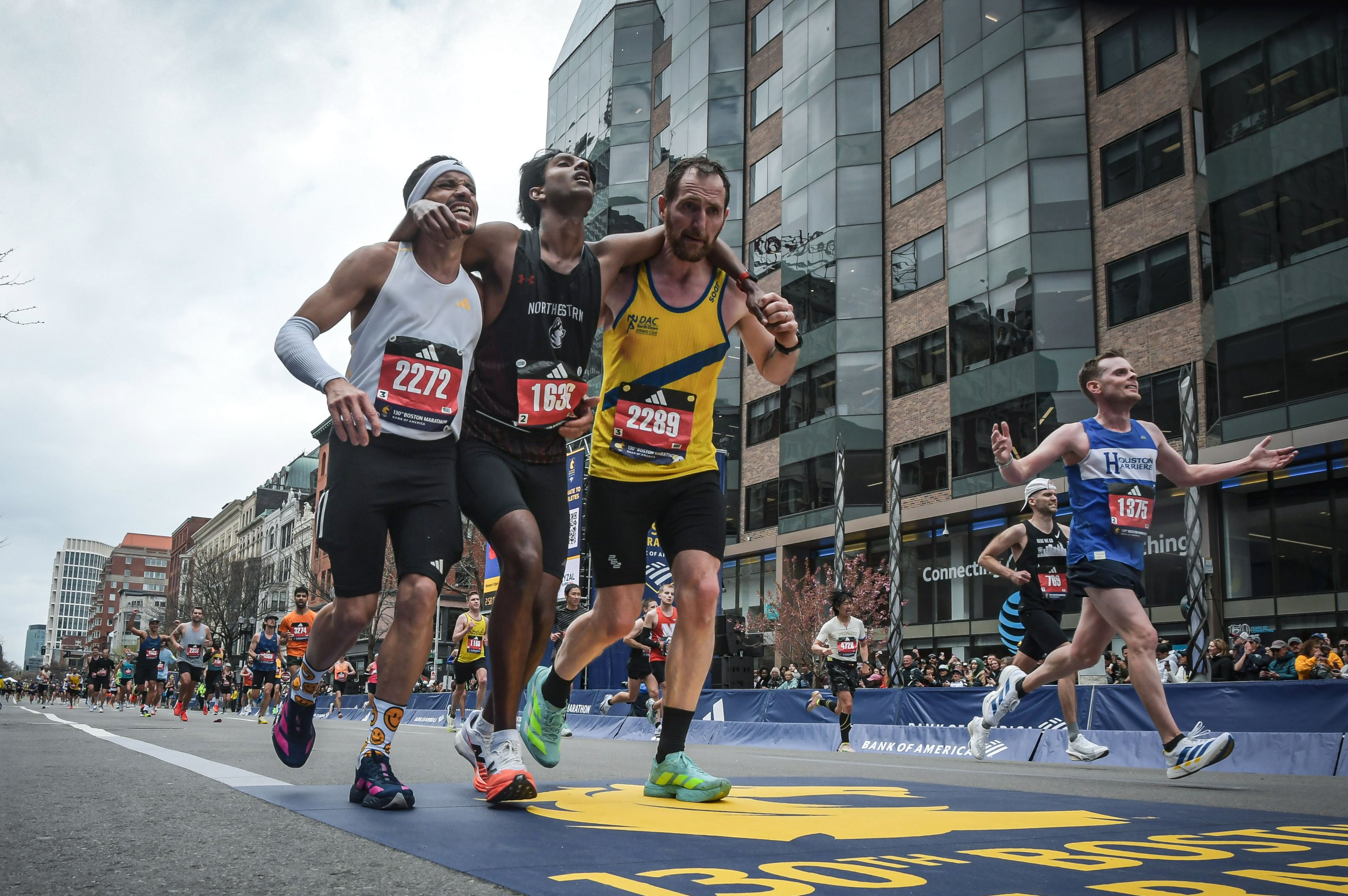 Boston Marathon Helping Runners