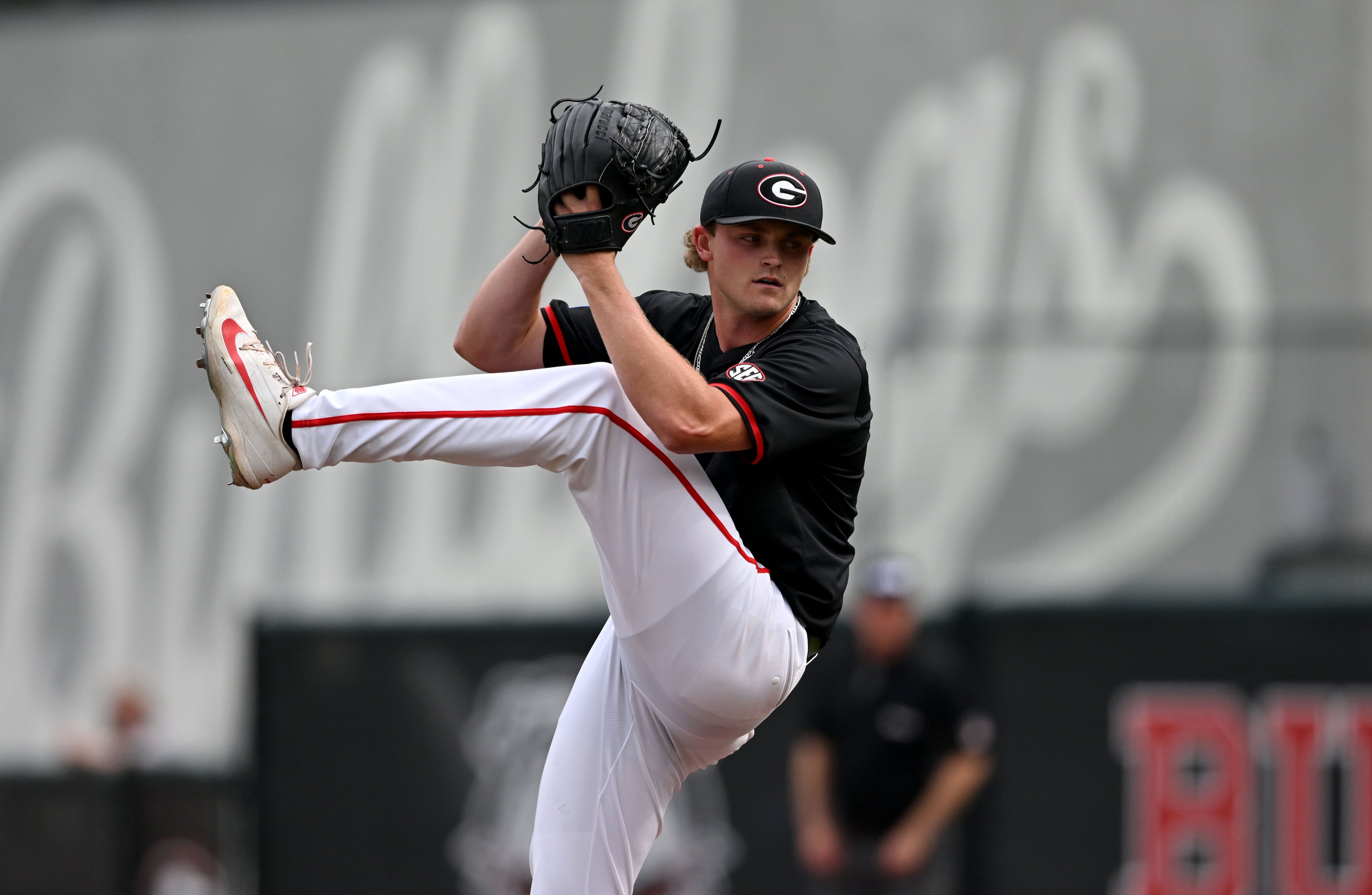 Georgia pitcher Joey Volchko (37) throws a pitch against Long Island during the first inning of their NCAA Regional game at Foley Field, Friday, May 29, 2026, in Athens. (Hyosub Shin/AJC)