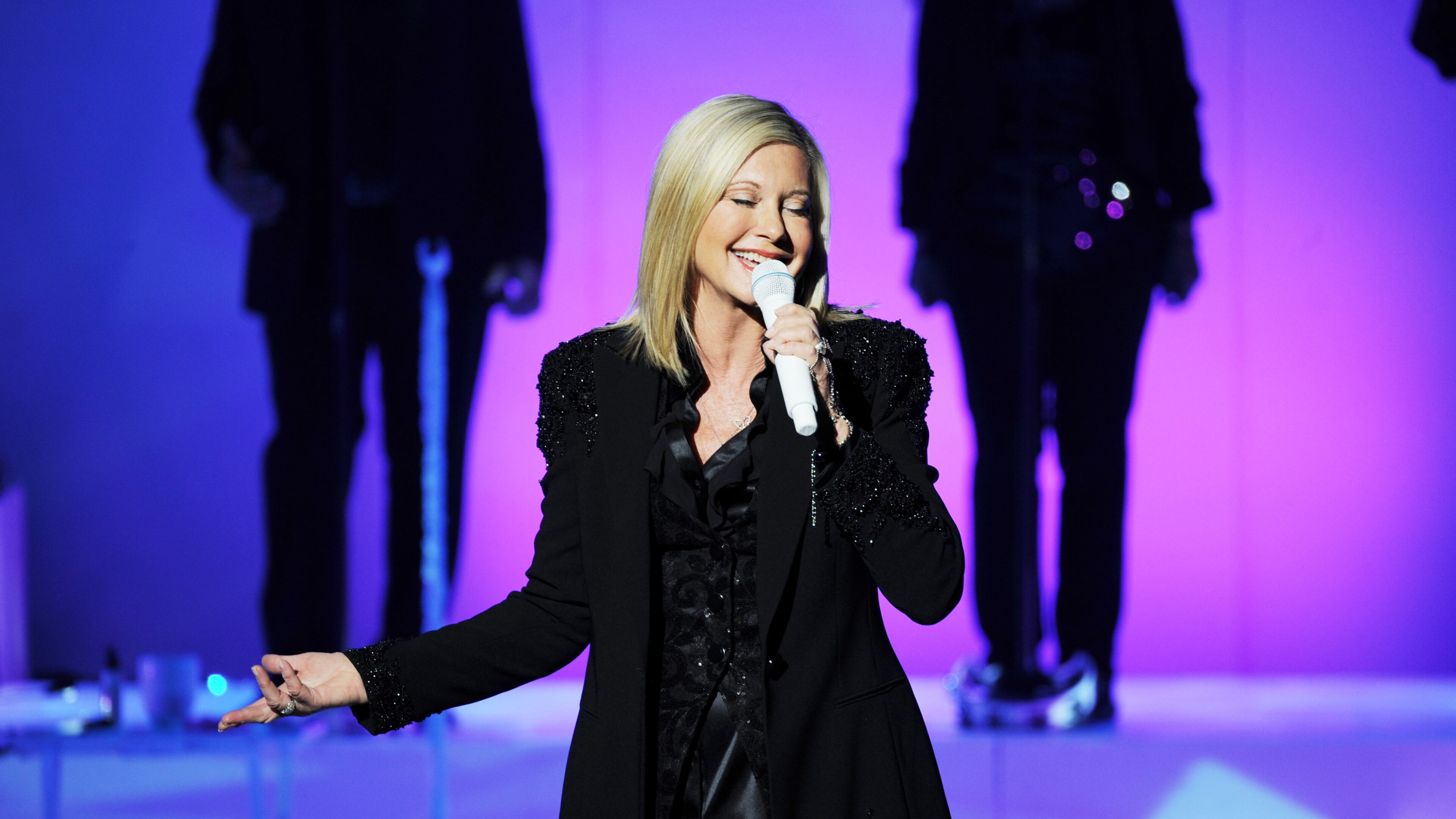 Olivia Newton-John will perform a hits-filled set on Sunday at Cobb Energy PAC, similar to what she did in Las Vegas during a three-year residency. Photo: Denise Truscello