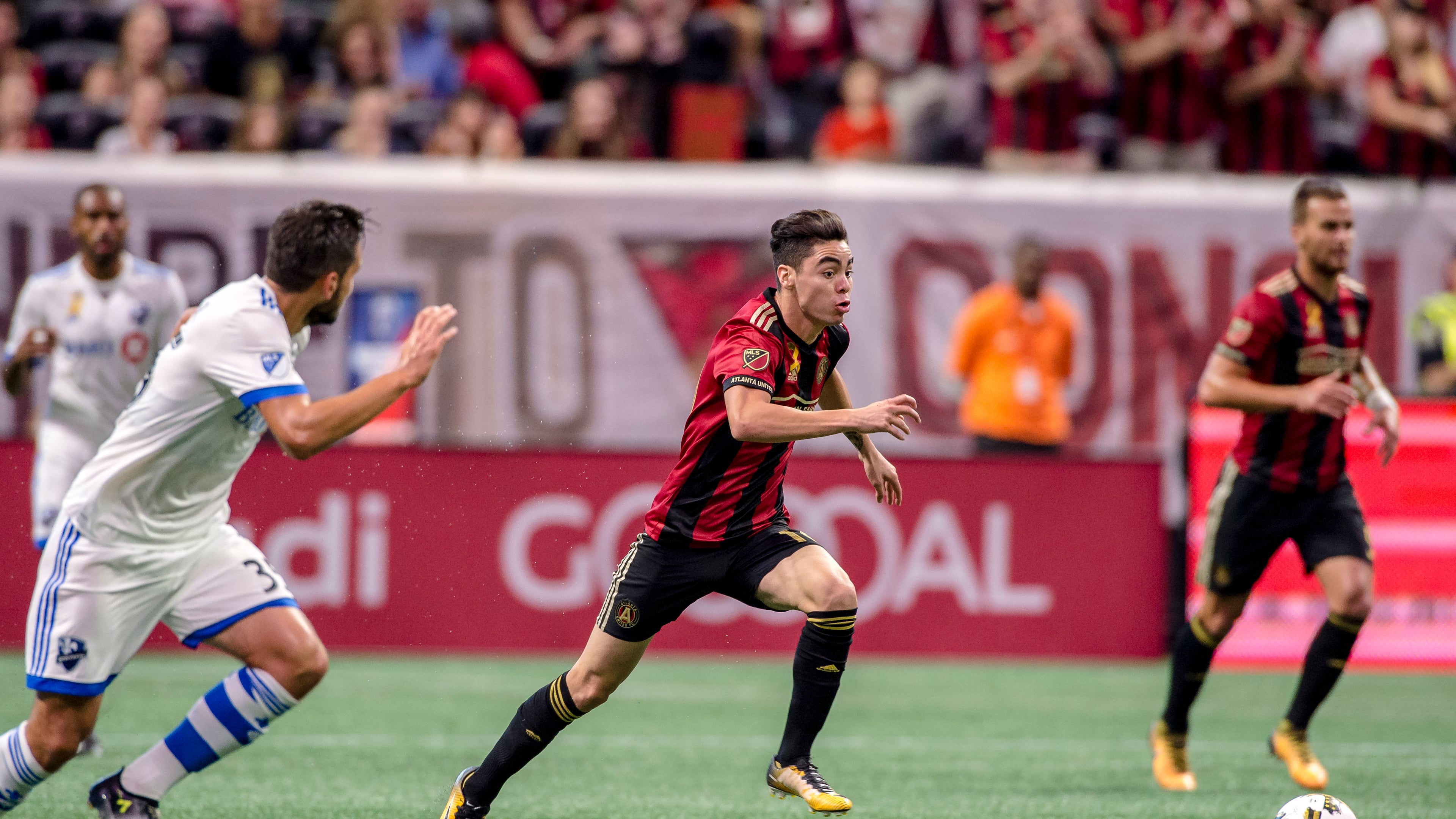 Atlanta United's Miguel Almiron dribbles against Montreal on Sunday at Mercedes-Benz Stadium. Almiron left with an injury. (Eric Rossitch \ Atlanta United)