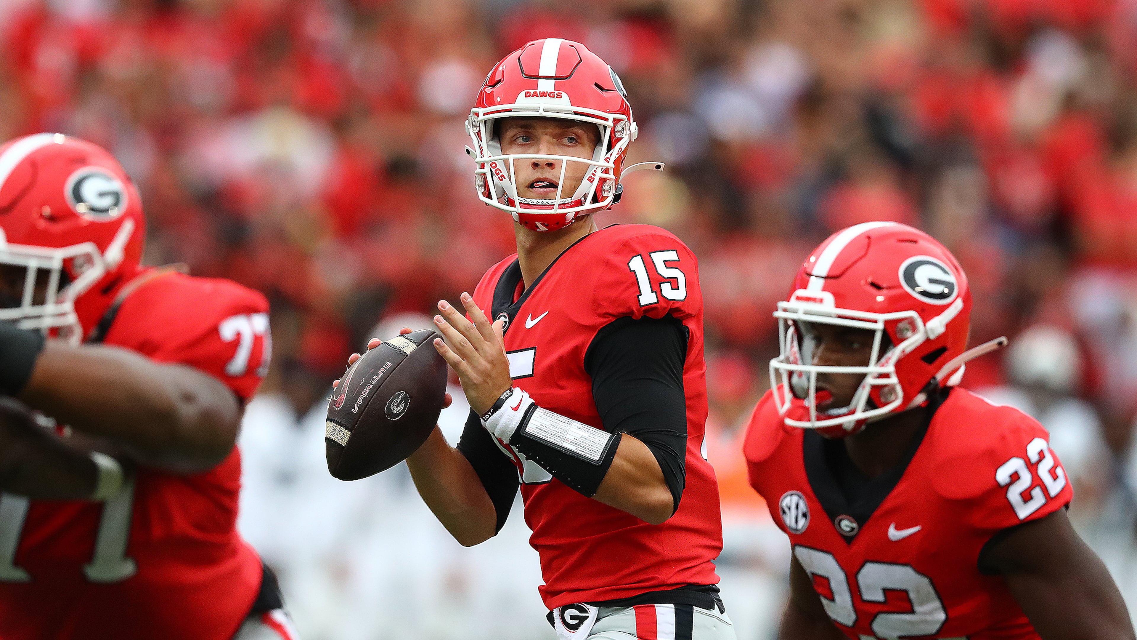 Georgia backup quarterback Carson Beck looks to pass against Samford on Saturday, Sept. 10, 2022, in Athens. Curtis Compton / Curtis Compton@ajc.com