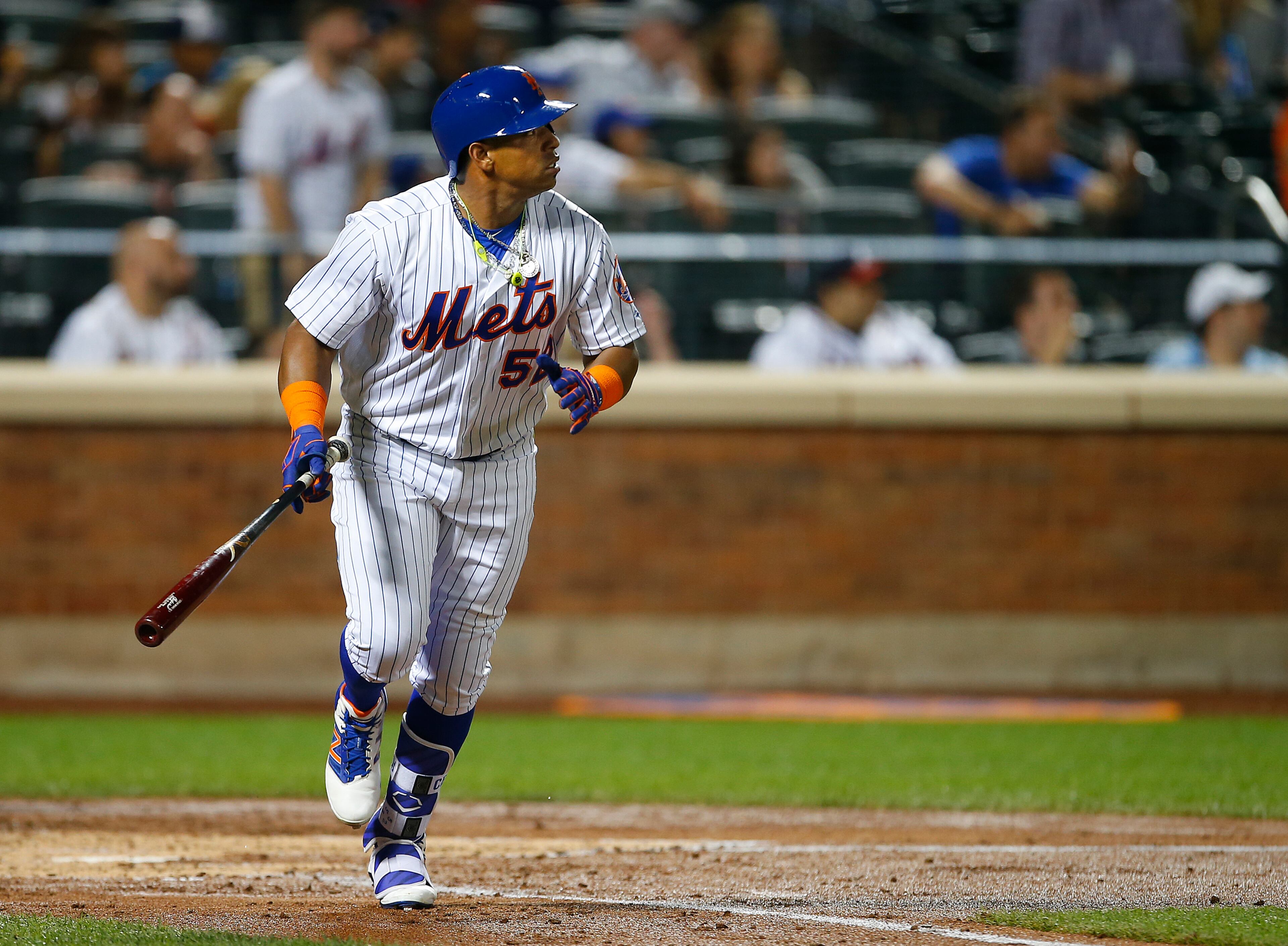 NEW YORK, NY - JUNE 18: Yoenis Cespedes #52 of the New York Mets watches his home run against the Atlanta Braves during the third inning of a game at Citi Field on June 18, 2016 in the Flushing neighborhood of the Queens borough of New York City. (Photo by Rich Schultz/Getty Images)