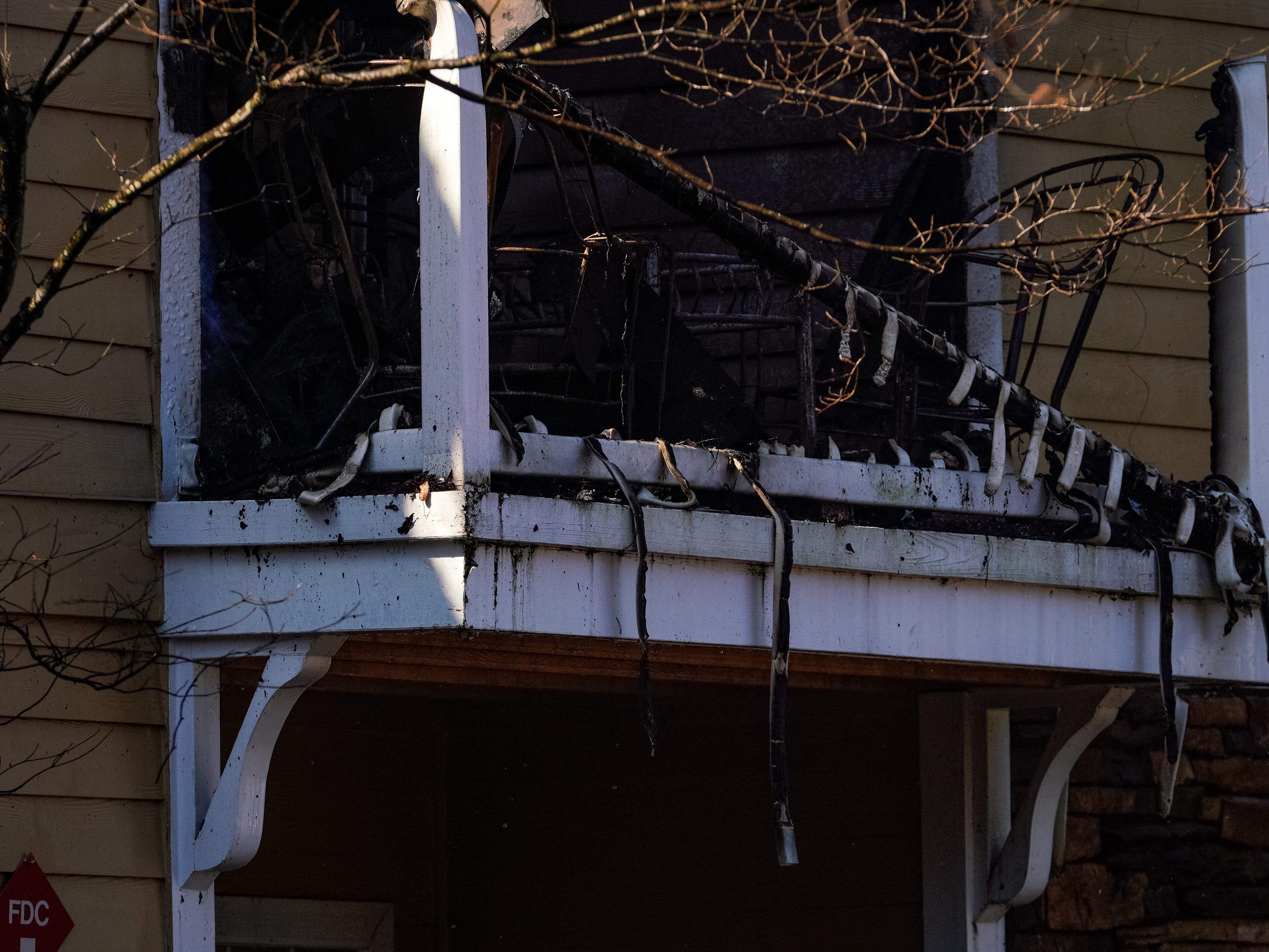 Marietta and Cobb County fire personnel battle a large apartment fire off Roswell Road in Marietta. Multiple apartments have been destroyed as crews work to fully extinguish the blaze in the three-story building.