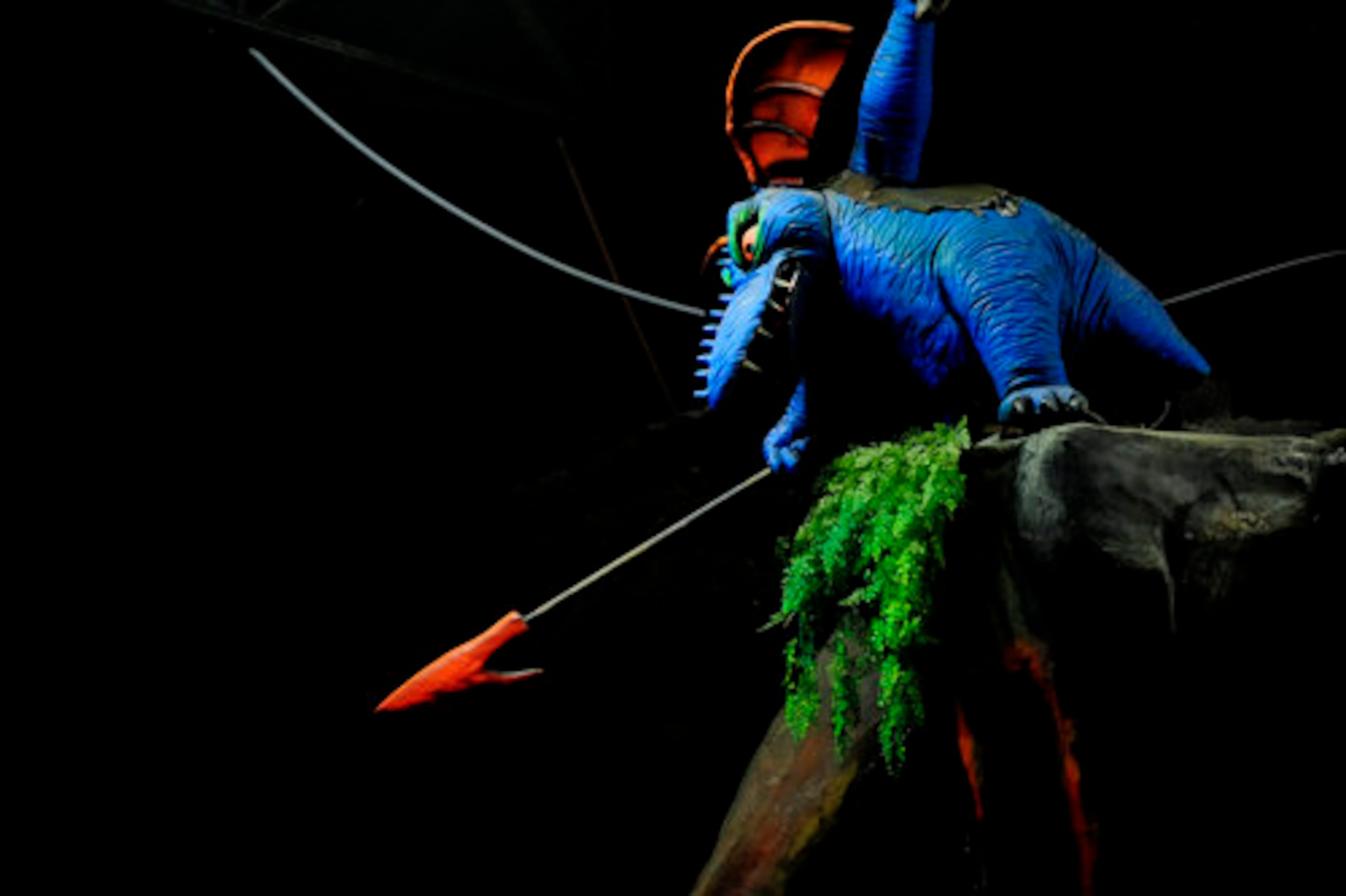 It relied on more than 100 original characters and hydraulic fluid pushed into pneumatic cylinders. More than 7,000 feet of wire connected the monsters to a central computers.