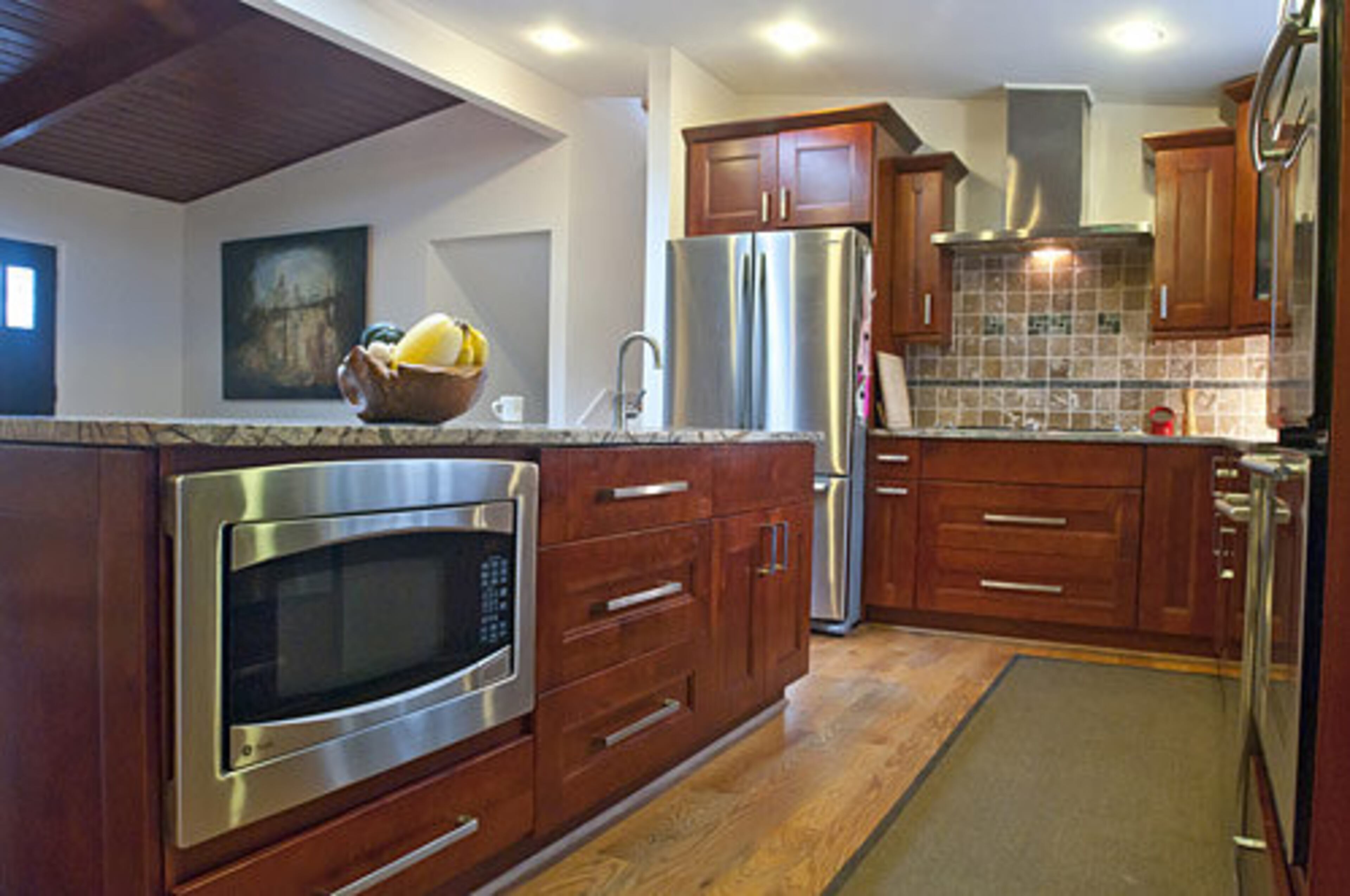 "Evan is always cooking and coming up with new recipes. The large center island is a perfect size for him to come up with his creations," Rebecca said.