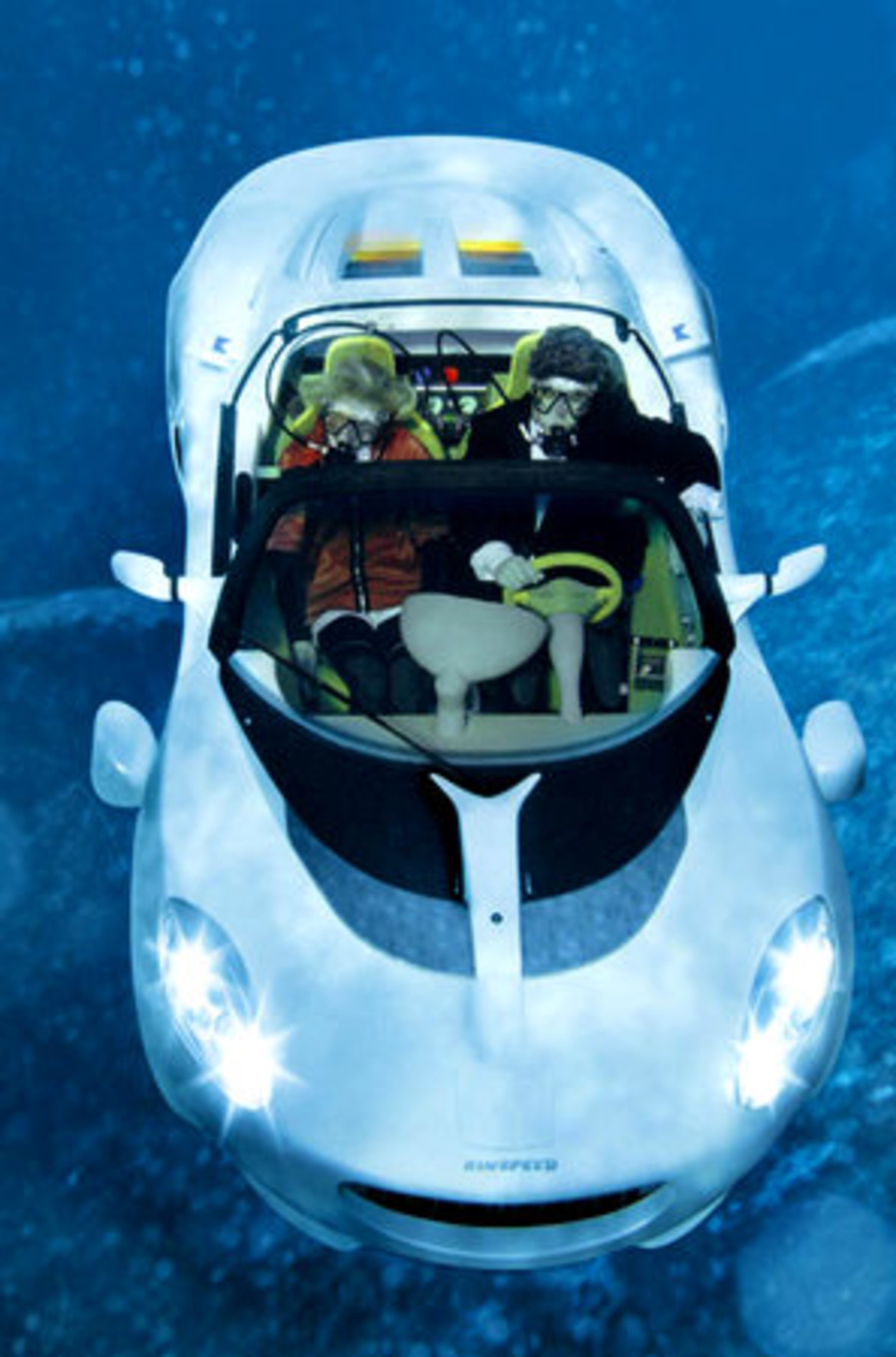 The car is stable at a depth of 10 meters, has zero emissions