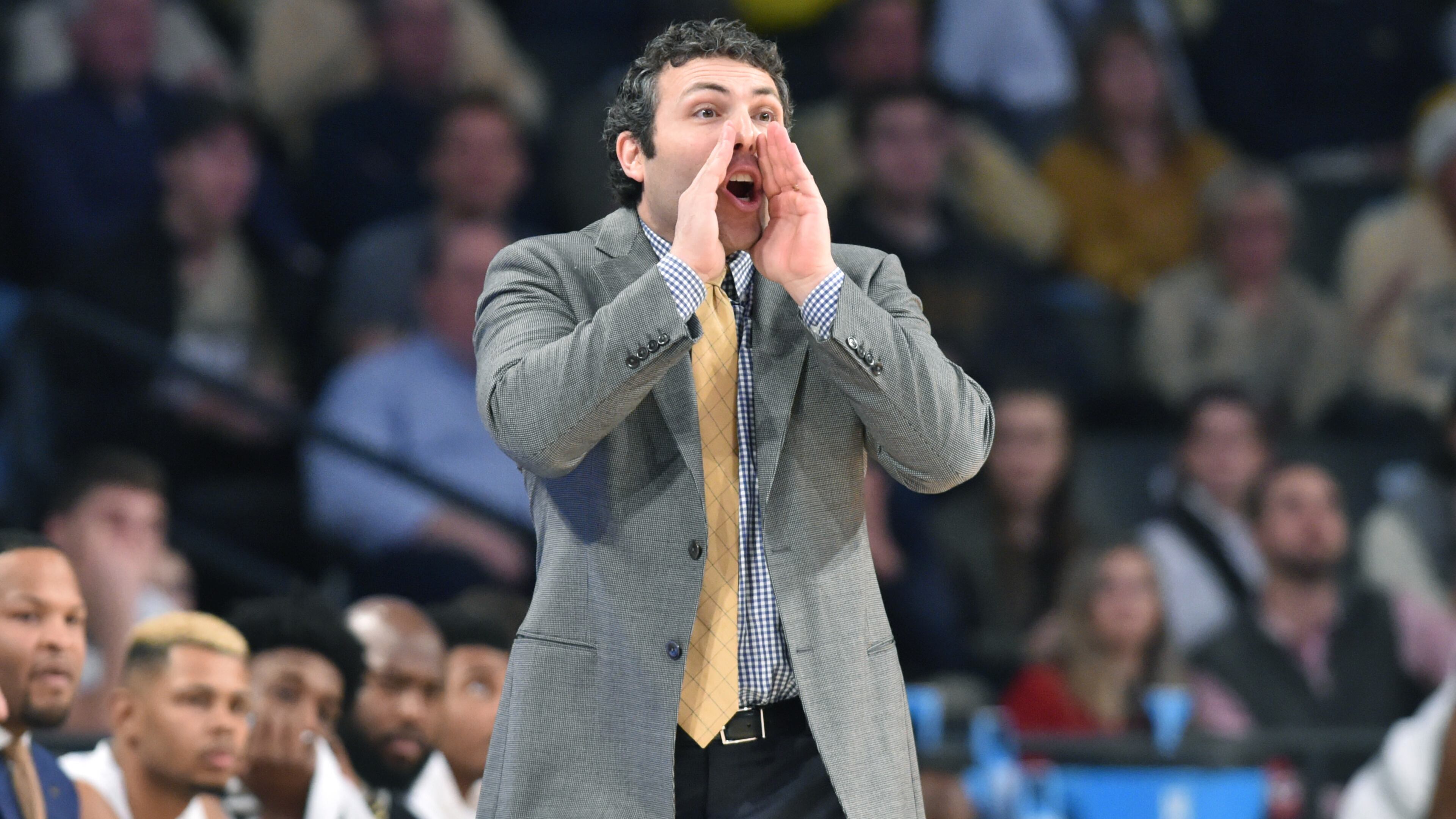 Georgia Tech coach Josh Pastner shouts instructions in the first half at McCamish Pavilion on Saturday, December 22, 2018. HYOSUB SHIN / HSHIN@AJC.COM