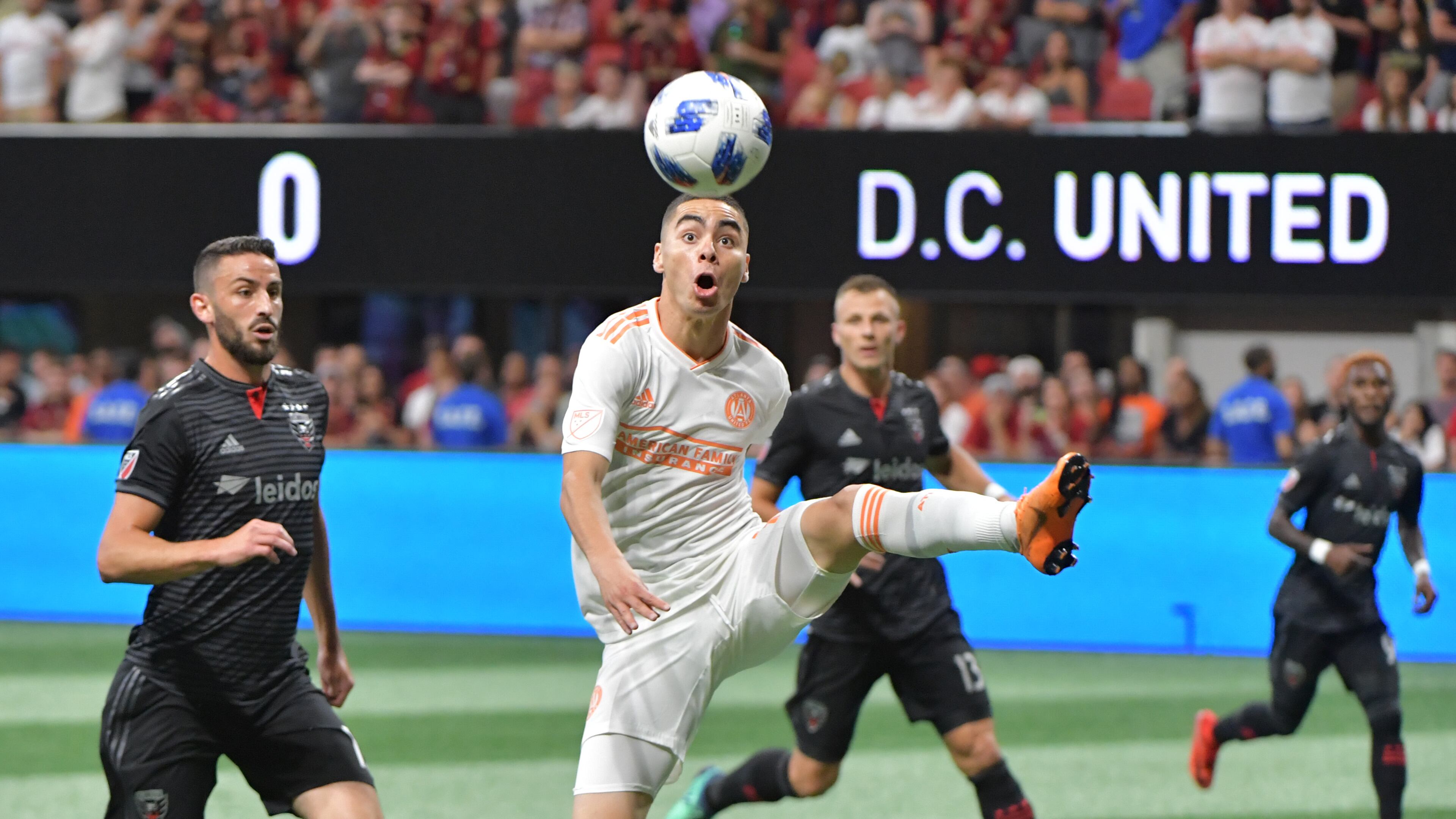 July 21, 2018 - Atlanta United midfielder Miguel Almiron (10) works the ball during the first half in a MLS soccer game at Mercedes-Benz Stadium on Saturday, July 21, 2018. HYOSUB SHIN / HSHIN@AJC.COM