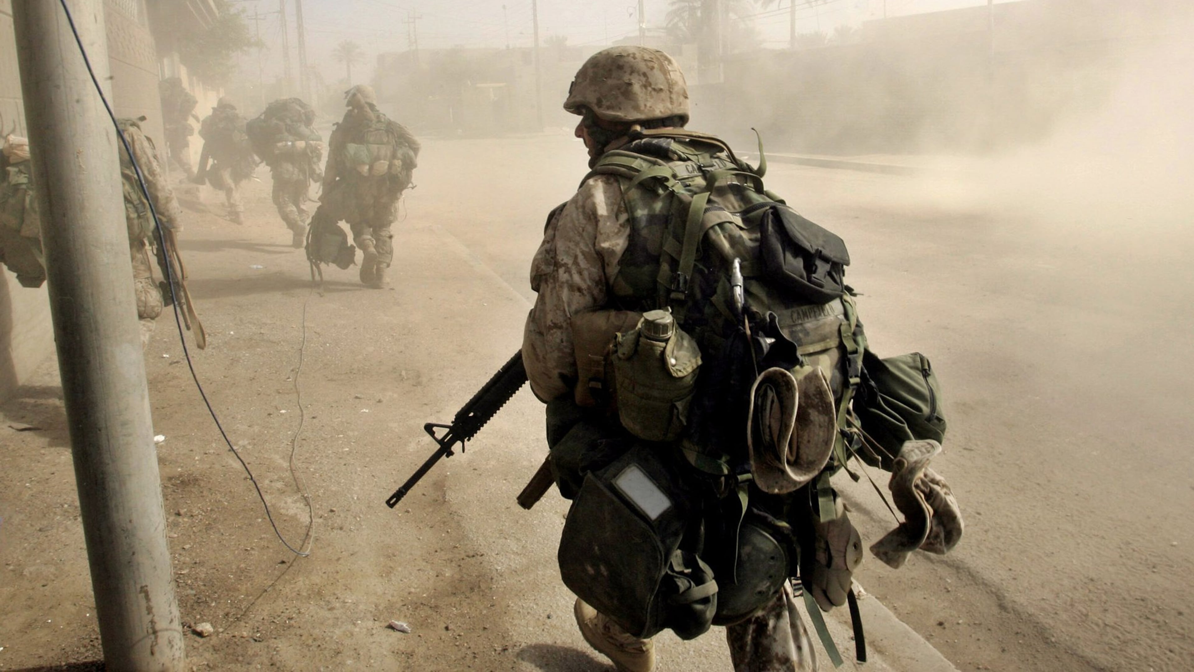 U.S. Marines try to push into the center of Fallujah, Iraq in Nov. 2004 during a days-long battle against Sunni Muslim insurgents. (AP Photo/Anja Niedringhaus)