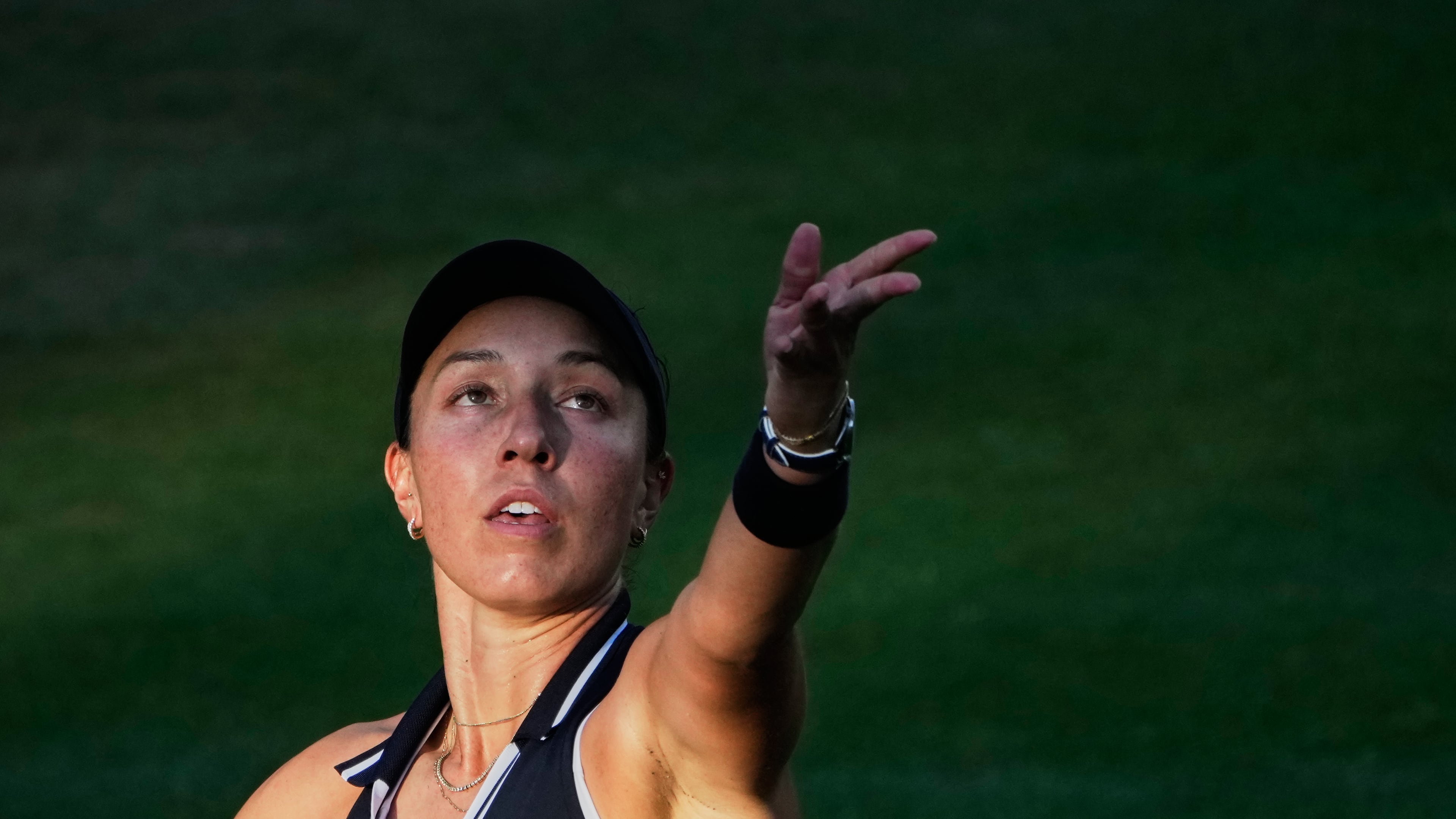 Jessica Pegula of the U.S tosses the ball in the air to serve as she plays against Czech Republic's Linda Noskova during the final match at the WTA 500 Berlin Open tennis tournament at the Steffi Graf Stadium in Berlin, Sunday, June 21, 2026. (AP Photo/Ebrahim Noroozi)