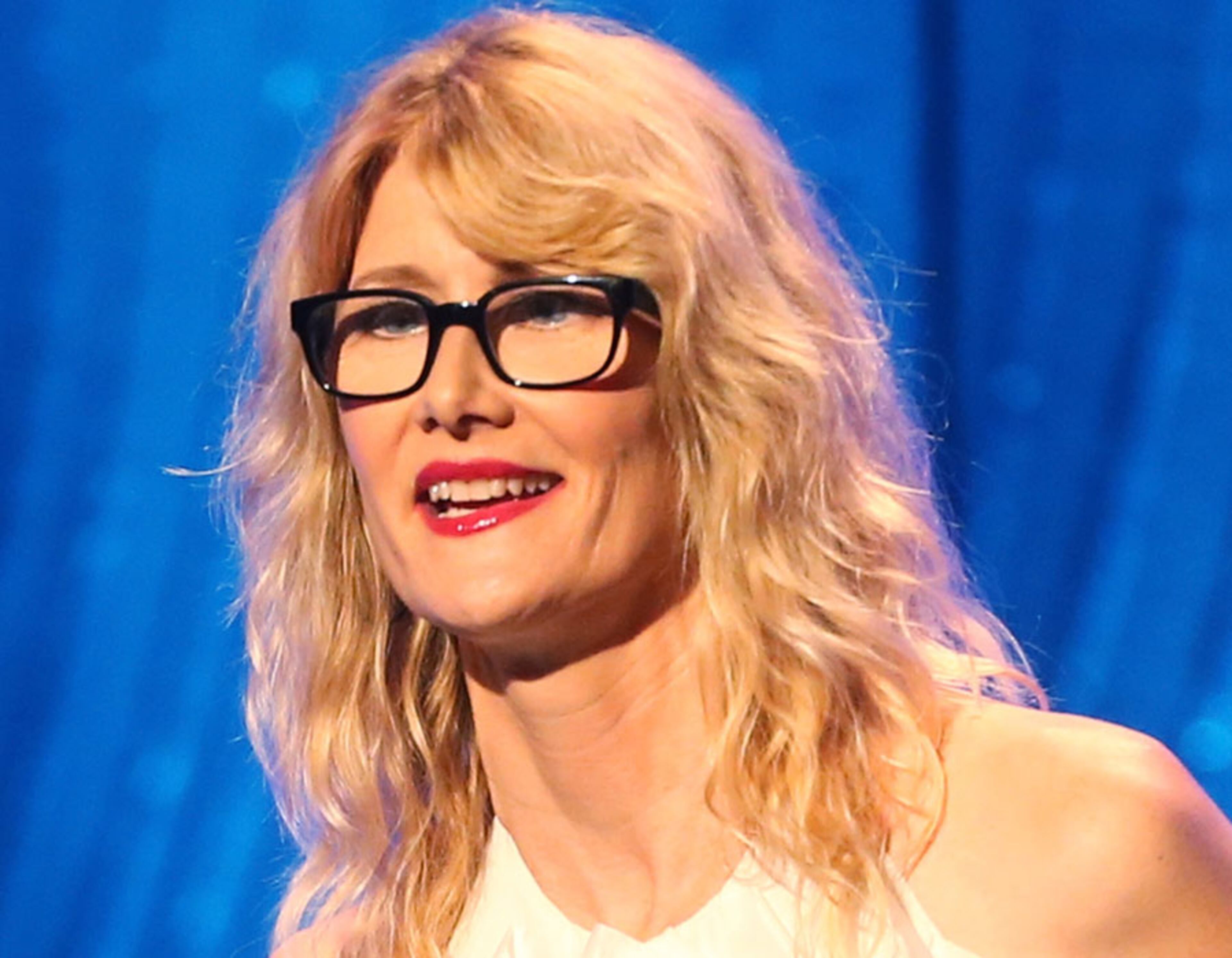 Feb. 10: "Kick Ass," "Hugo," and "Let Me In," teen star Chloe Moretz, 15; Nickelodeon 'Unfabulous' star Emma Roberts, 21; 'October Sky,' actress Laura Dern (pictured), 45; 'Hart to Hart' actor Robert Wagner, 82.