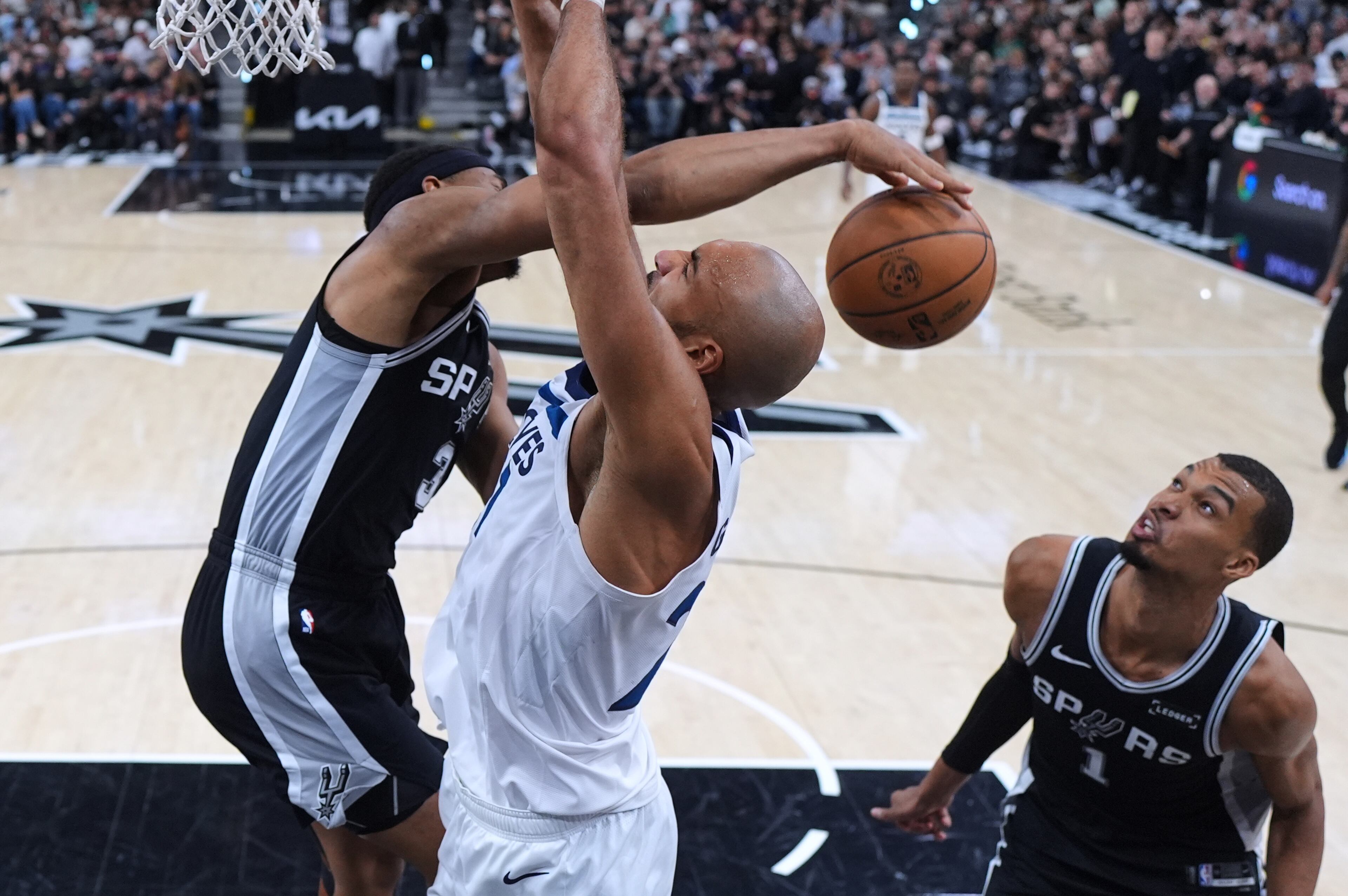 APTOPIX Timberwolves Spurs Basketball