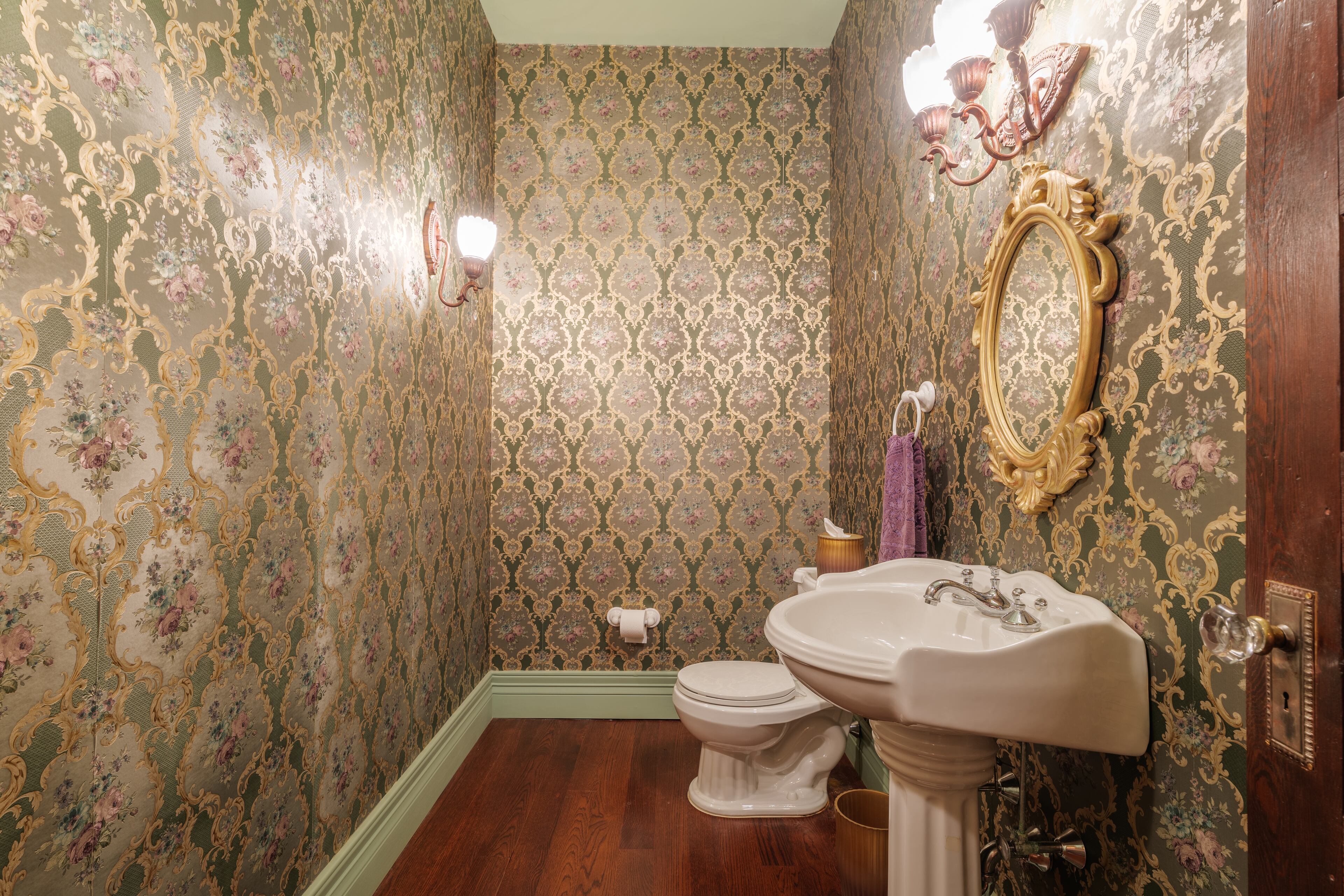 This Milton mansion is a unique find, even among Georgia’s luxury listings.
Listing courtesy of Bonnie Smith