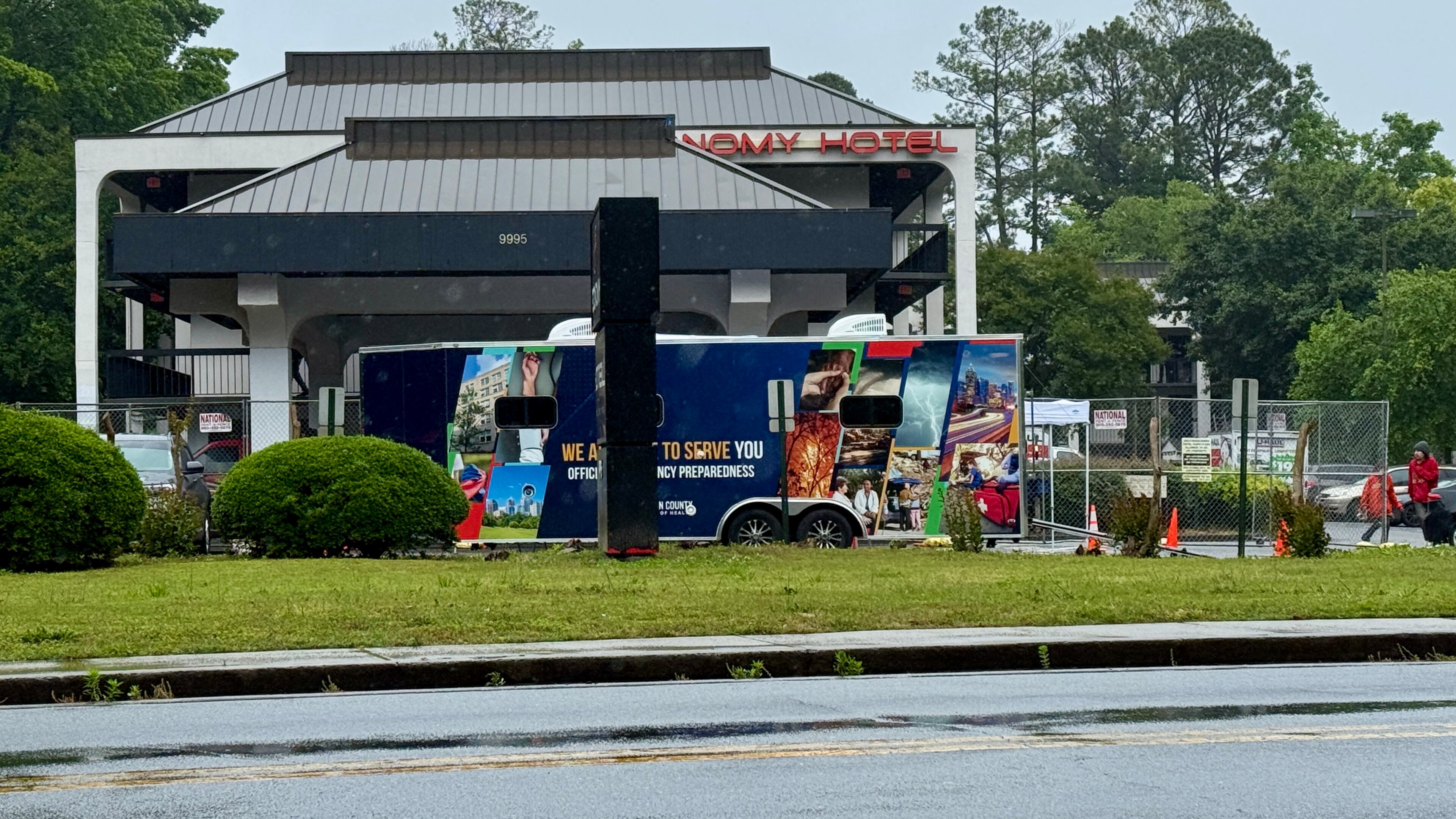 The Economy Hotel was forced to shut down after the city of Roswell issued an emergency order due to safety violations. Families living at the hotel had less than a week's notice to move out by 5 p.m. May 10, 2025. (Danielle Charbonneau/AJC)