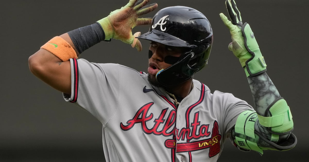 Acuna blasts two homers, Braves bullpen shuts down Reds again in 5-2 victory