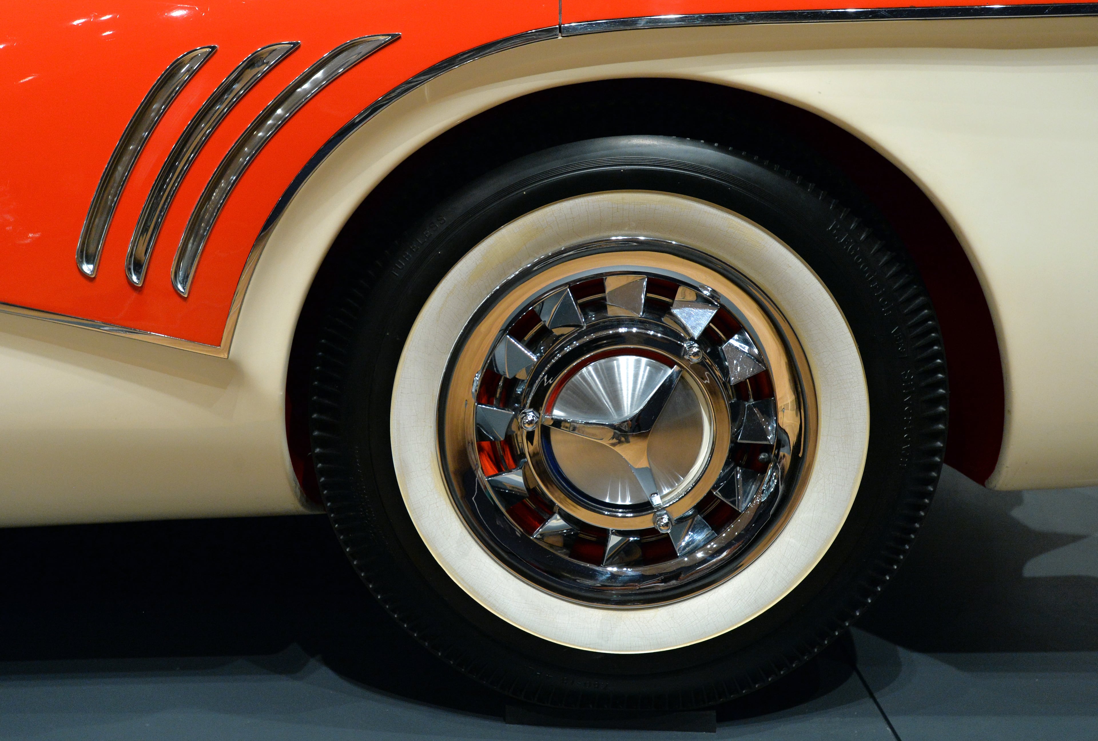 The Buick Centurion XP-301 debuted at the 1956 Motorama (General Motors' famed mid-century automobile expositions). Perhaps its most visionary feature was a rear-mounted camera with a wide-angle lens and a 4 x 6-inch view screen embedded in the dashboard (a seemingly impossible feature for its day). The camera, paired with the car's transparent bubble top and panoramic wraparound windshield, meant that no rearview mirror was necessary.