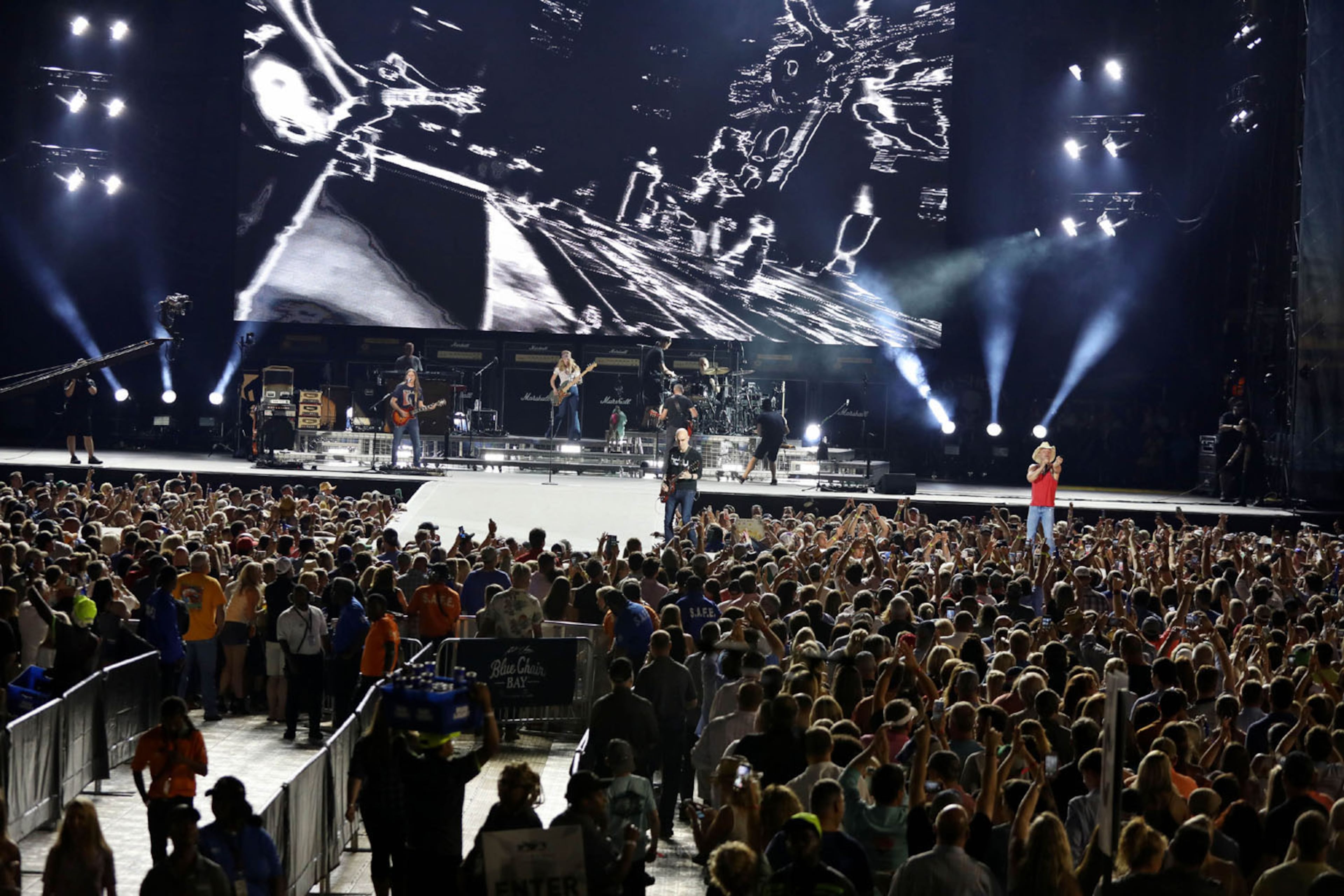 Kenny Chesney rocked the sold out Mercedes Benz Stadium on his Trip Around The Sun Tour on Saturday night, May 26, 2018. Thomas Rhett, Old Dominion and Brandon Lay were the support acts.Robb Cohen Photography & Video /RobbsPhotos.com