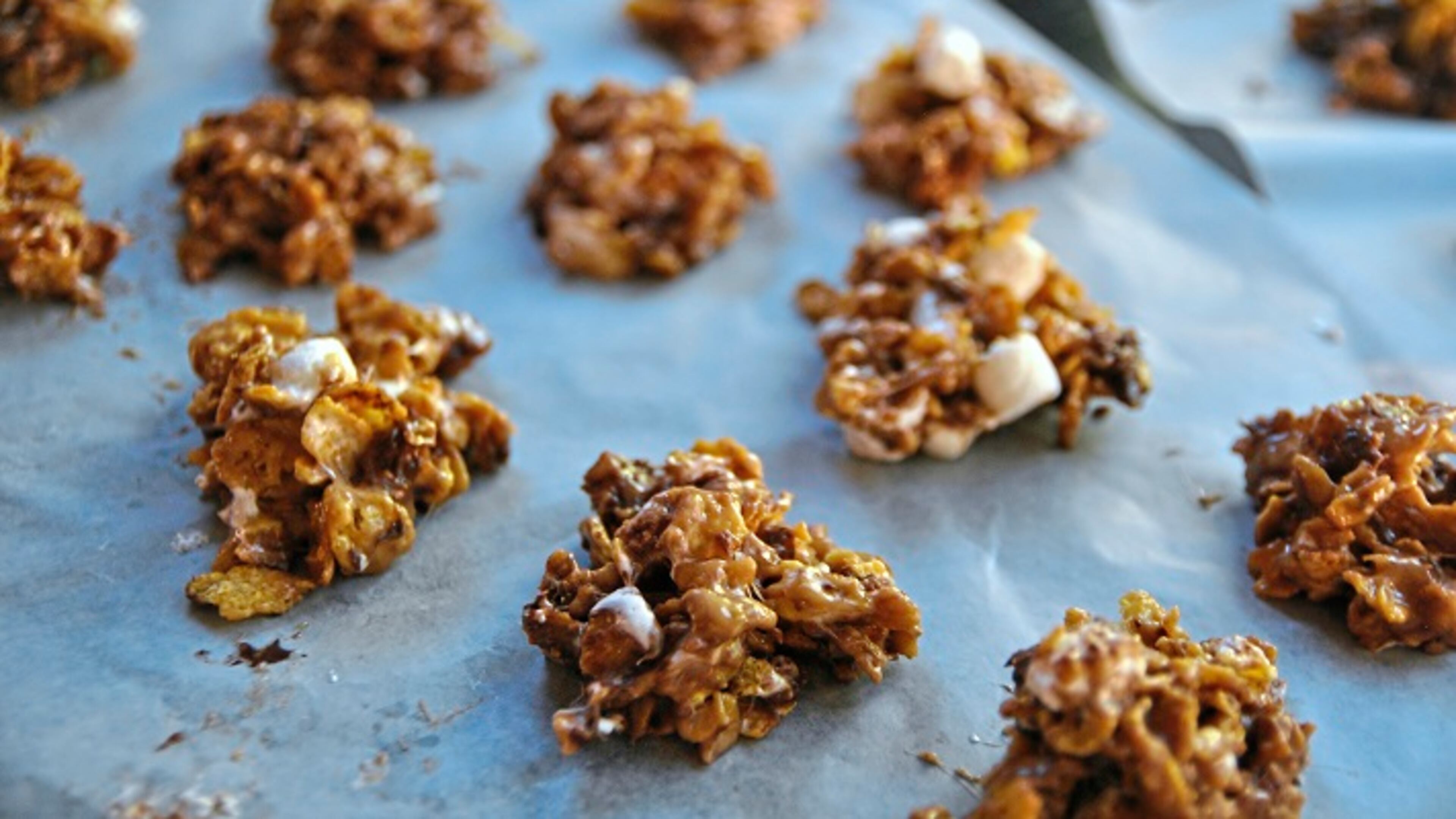 No-Bake Chocolate-Fluffernutter Cookies. (Gretchen McKay/Pittsburgh Post-Gazette/TNS)