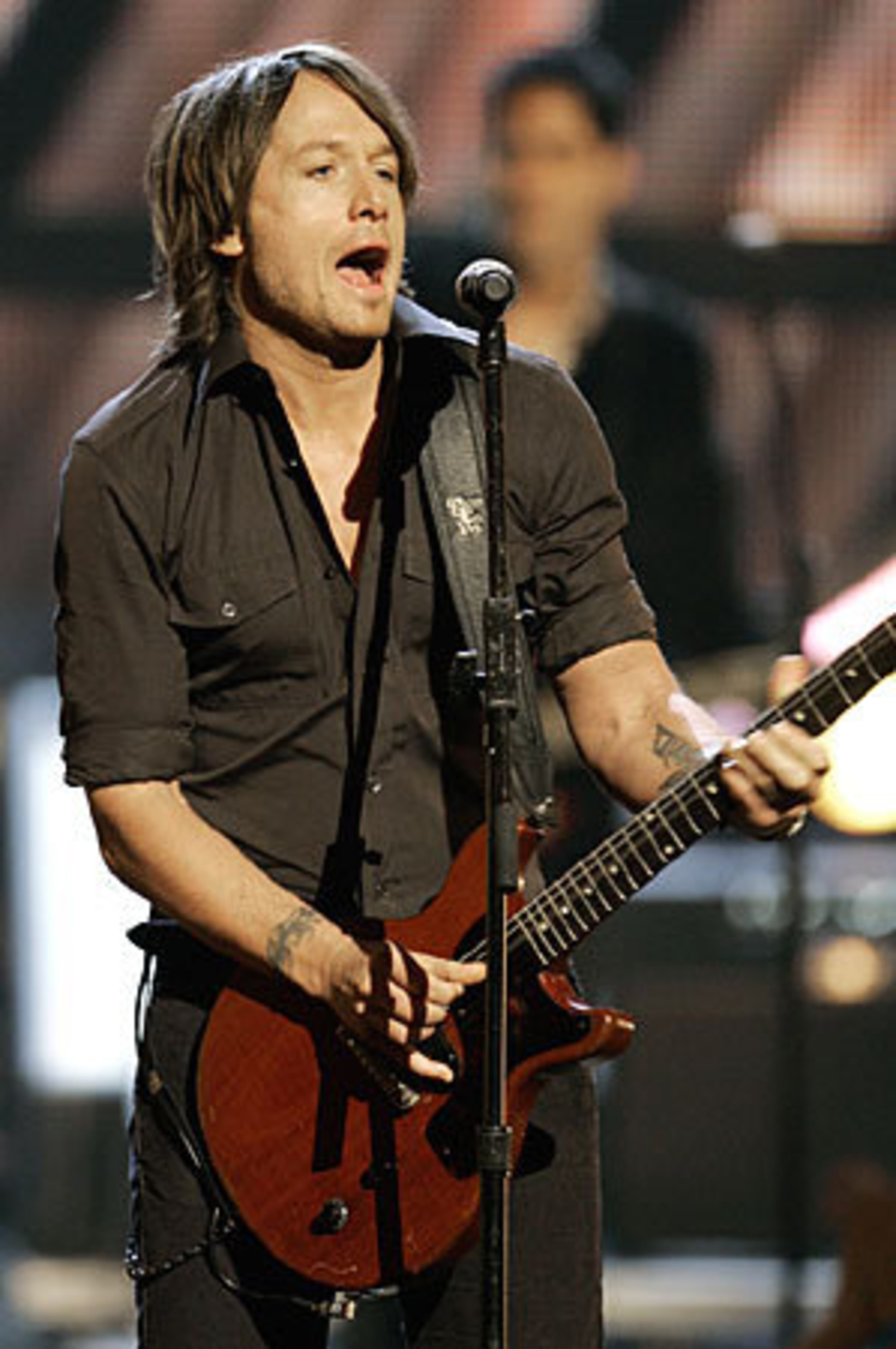 Adding a splash of country was Nicole Kidman's husband, Keith Urban.