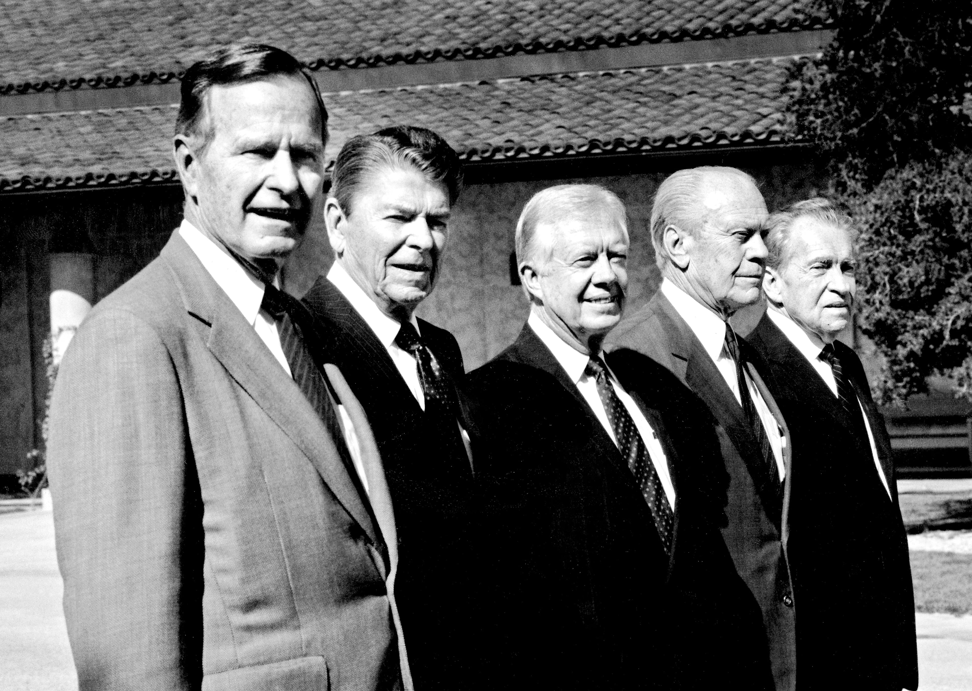 Former President Jimmy Carter (center), with four of the 10 oldest living presidents in American history at the Ronald Reagan Presidential Library on Nov. 5, 1991, in Simi Valley, California. From left, George H.W. Bush, Ronald Reagan, Carter, Gerald Ford and Richard Nixon. (Anne Cusack/Los Angeles Times/TNS)