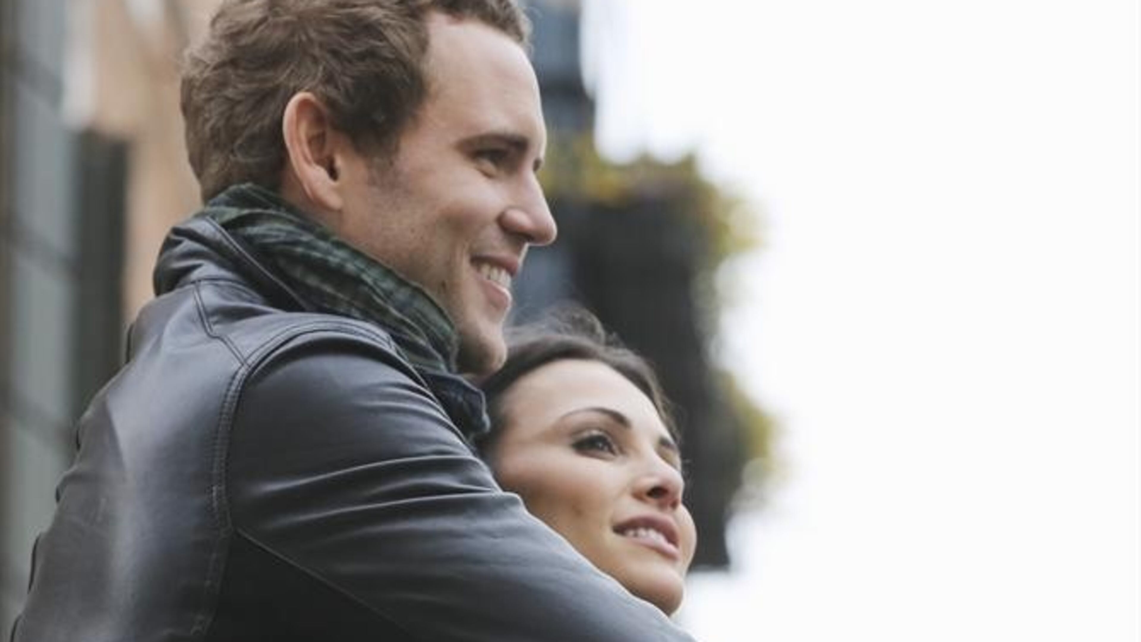 THE BACHELORETTE - "Episode 1006" - Andi pulls her first surprise on the streets of Venice, starting her first one-on-one date immediately - with Nick. The shocked suitor needs to convince Andi that he is not the arrogant man that the other bachelors say he is. The date is the very essence of romance with the couple strolling the fabled city hand in hand, taking a gondola ride along the waterways, touring Venice's historic sites, including St. Mark's Square and the Bridge of Sighs. But does their undeniable chemistry mean their relationship is back on track? That night, Andi, dressed in a stunning full-length gown and wearing an elegant mask, meets Nick outside the Palace Ca Zenobio, a palace where royalty would hold grand masquerade balls. But the beautiful surroundings don't stop Andi from addressing her date's unattractive attitude and behavior on group dates and his cocky reputation in the house. Will Andi still surprise Nick with a private masquerade ball or will what he says change her mind? - on "The Bachelorette," MONDAY, JUNE 23 (8:00-10:01 p.m., ET), on the ABC Television Network. (ABC/Barbara Zanon) NICK V., ANDI DORFMAN THE BACHELORETTE - "Episode 1006" - Andi pulls her first surprise on the streets of Venice, starting her first one-on-one date immediately - with Nick. The shocked suitor needs to convince Andi that he is not the arrogant man that the other bachelors say he is. The date is the very essence of romance with the couple strolling the fabled city hand in hand, taking a gondola ride along the waterways, touring Venice's historic sites, including St. Mark's Square and the Bridge of Sighs. But does their undeniable chemistry mean their relationship is back on track? That night, Andi, dressed in a stunning full-length gown and wearing an elegant mask, meets Nick outside the Palace Ca Zenobio, a palace where royalty would hold grand masquerade balls. But the beautiful surroundings don't stop Andi from addressing her date's unattractive attitude and behavior on group dates and his cocky reputation in the house. Will Andi still surprise Nick with a private masquerade ball or will what he says change her mind? - on "The Bachelorette," MONDAY, JUNE 23 (8:00-10:01 p.m., ET), on the ABC Television Network. (ABC/Barbara Zanon) NICK V., ANDI DORFMAN