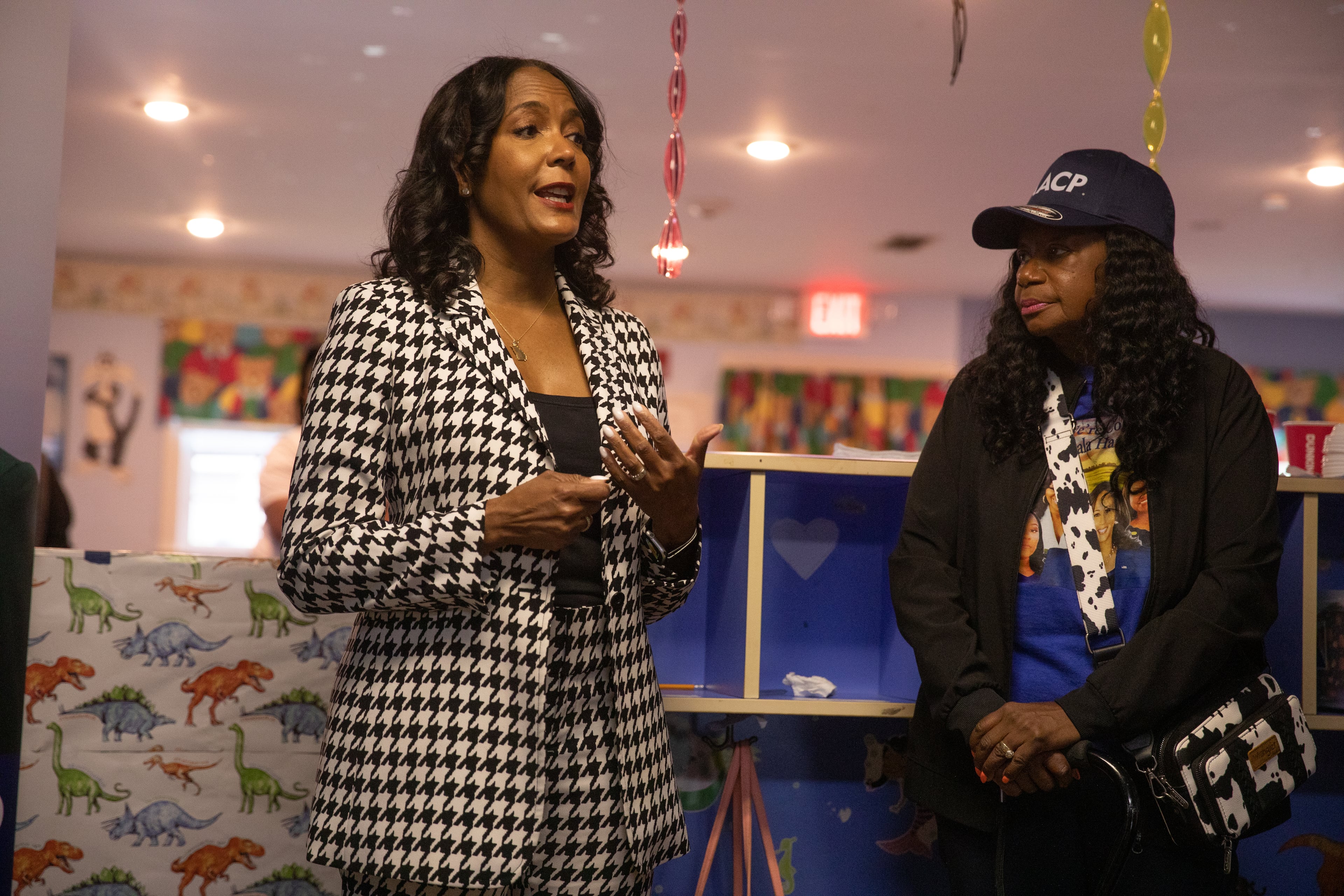 Former Atlanta Mayor Keisha Lance Bottoms speaks with potential voters at the Kidz.com Child Development Center in Columbus before making a stop at the Columbus Public Library on May 12, 2026, as part of her final statewide push ahead of the Democratic gubernatorial primary election. (Riley Bunch/AJC)