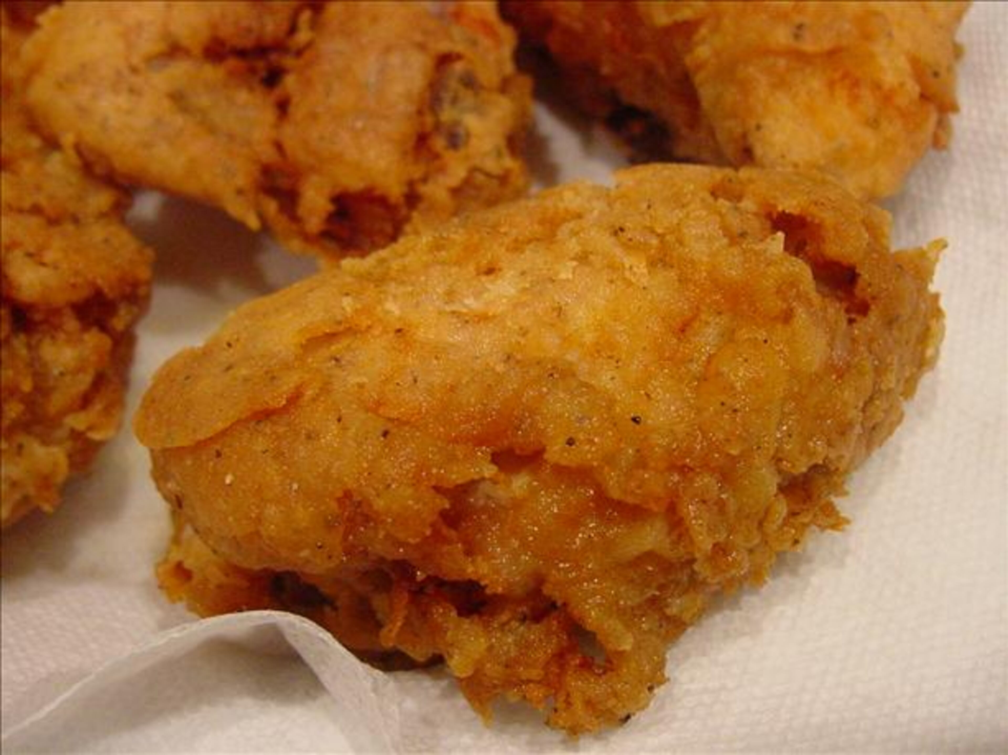 Consumer Reports said 32,405 subscribers participated in its 2014 survey, rating restaurants on food quality and freshness, value, politeness, speed of service and dining area cleanliness. The restaurants then received an overall score.