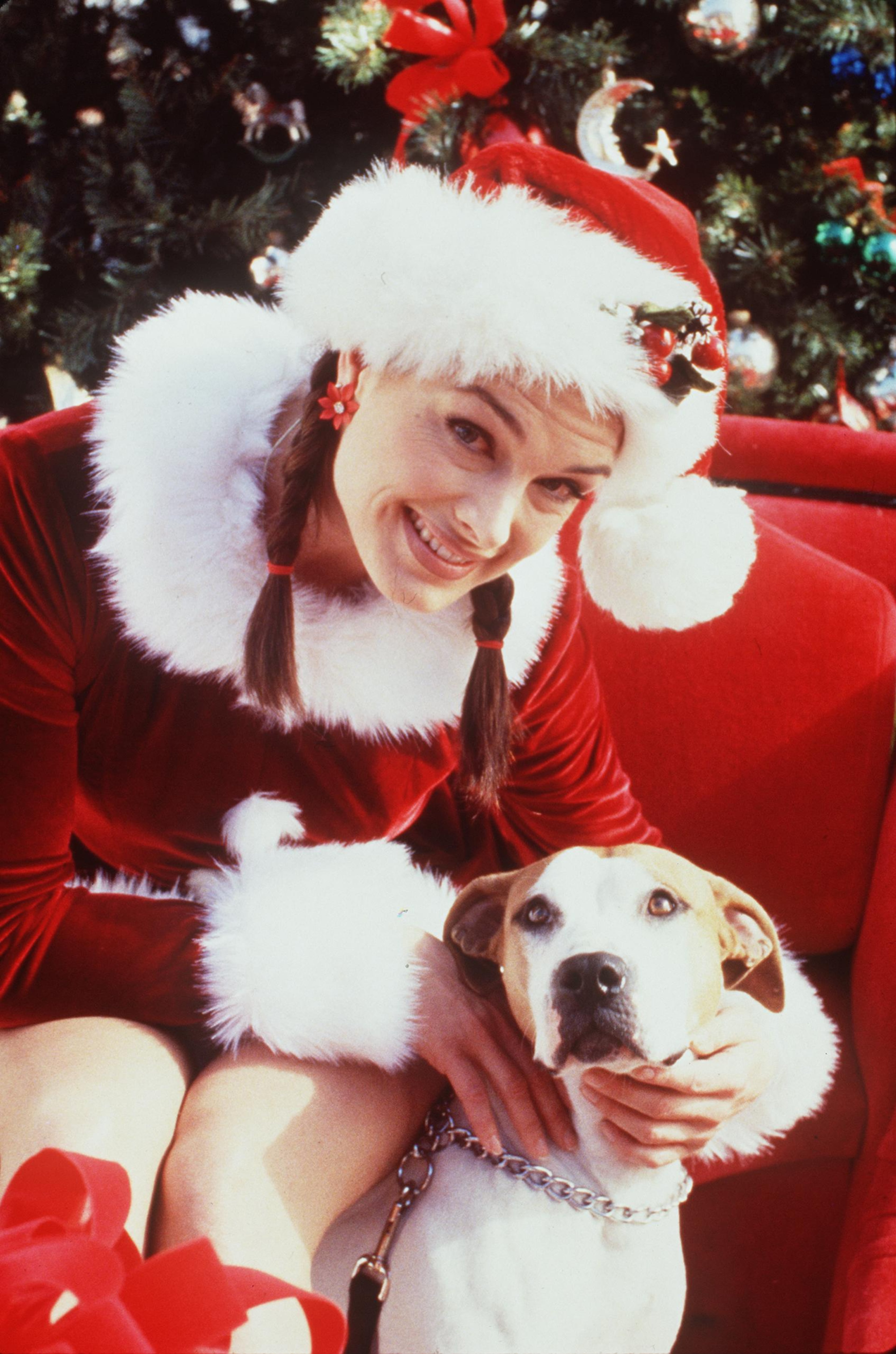 Brooke Shields poses to promote her show "Suddenly Susan." in 1999.