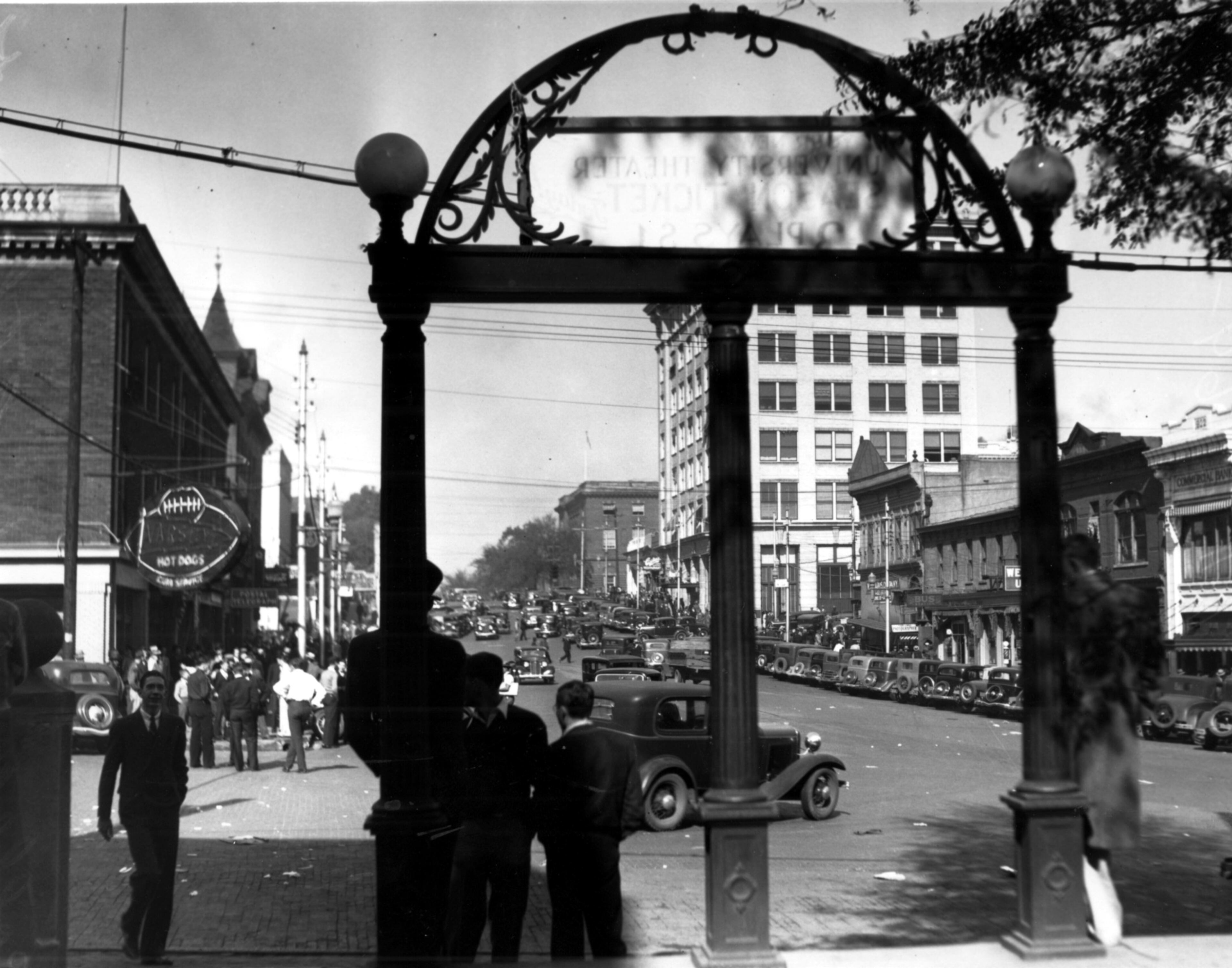 Street scene of Athens, Georgia in 1934.
University of Georgia landmark archway
