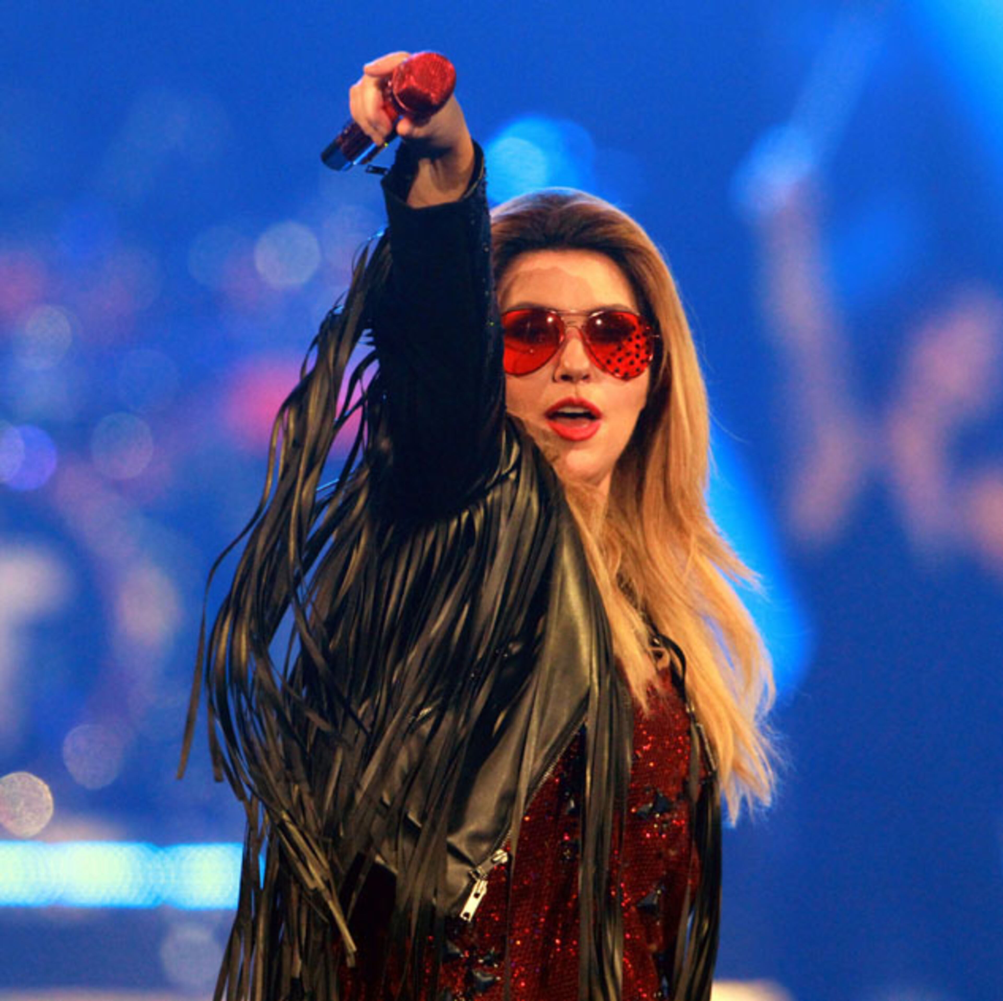 ATLANTA --- Country-pop singer-songwriter Shania Twain sold out Philips Arena Saturday, August 1, 2015, on her first tour in ten years. The "Rock This Country Tour" concert also featured Gavin DeGraw as the opening act. Born in Canada, Shania Twain has sold over 85 million records, making her one of the world's best-selling artists of all time. She is also the best-selling female artist in the history of country music, which garnered her the title of "Queen of Country Pop." Robb D. Cohen /RobbsPhotos.com