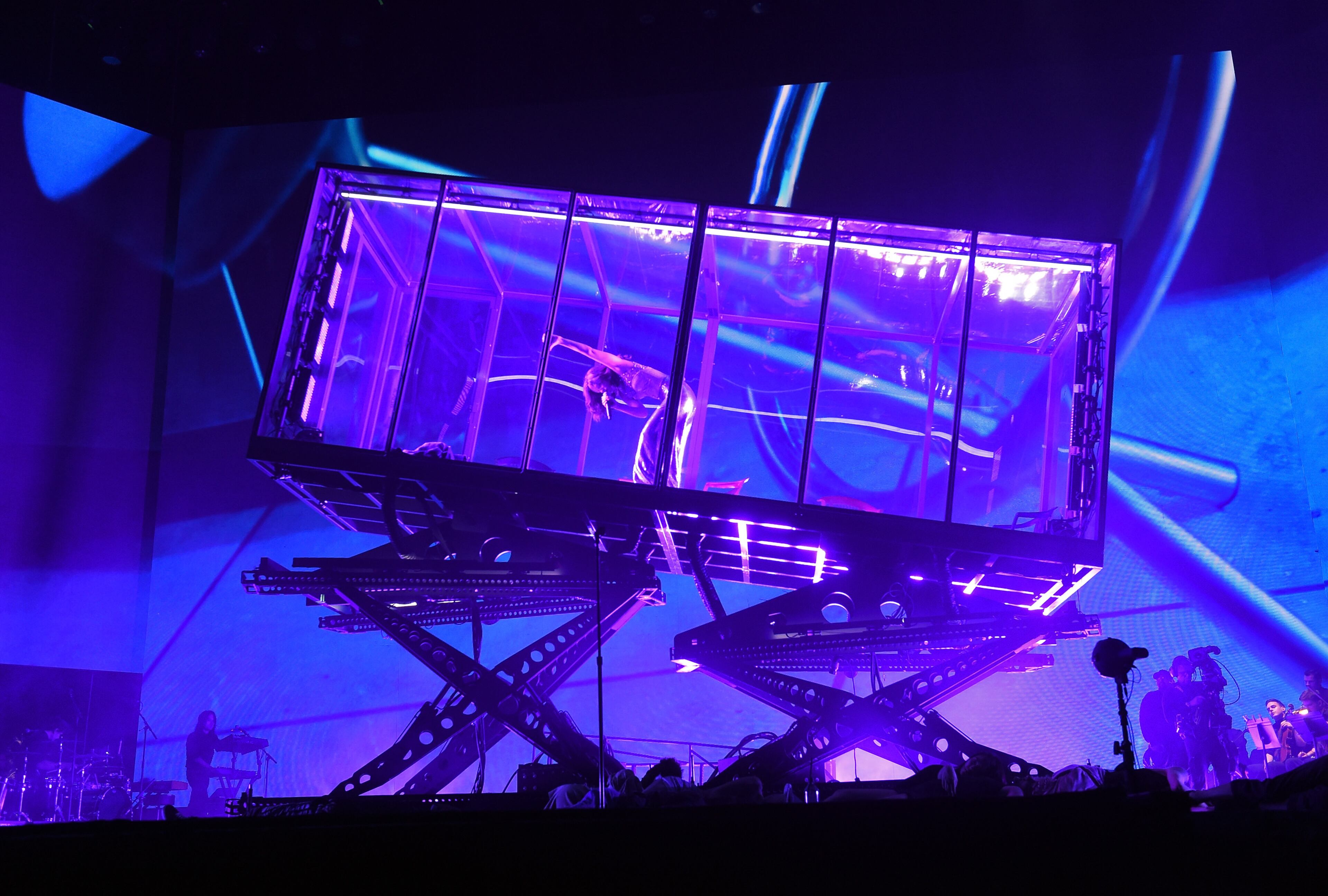 INDIO, CA - APRIL 16: Lorde performs on the Coachella Stage during day 3 of the Coachella Valley Music And Arts Festival (Weekend 1) at the Empire Polo Club on April 16, 2017 in Indio, California. (Photo by Kevin Winter/Getty Images for Coachella)