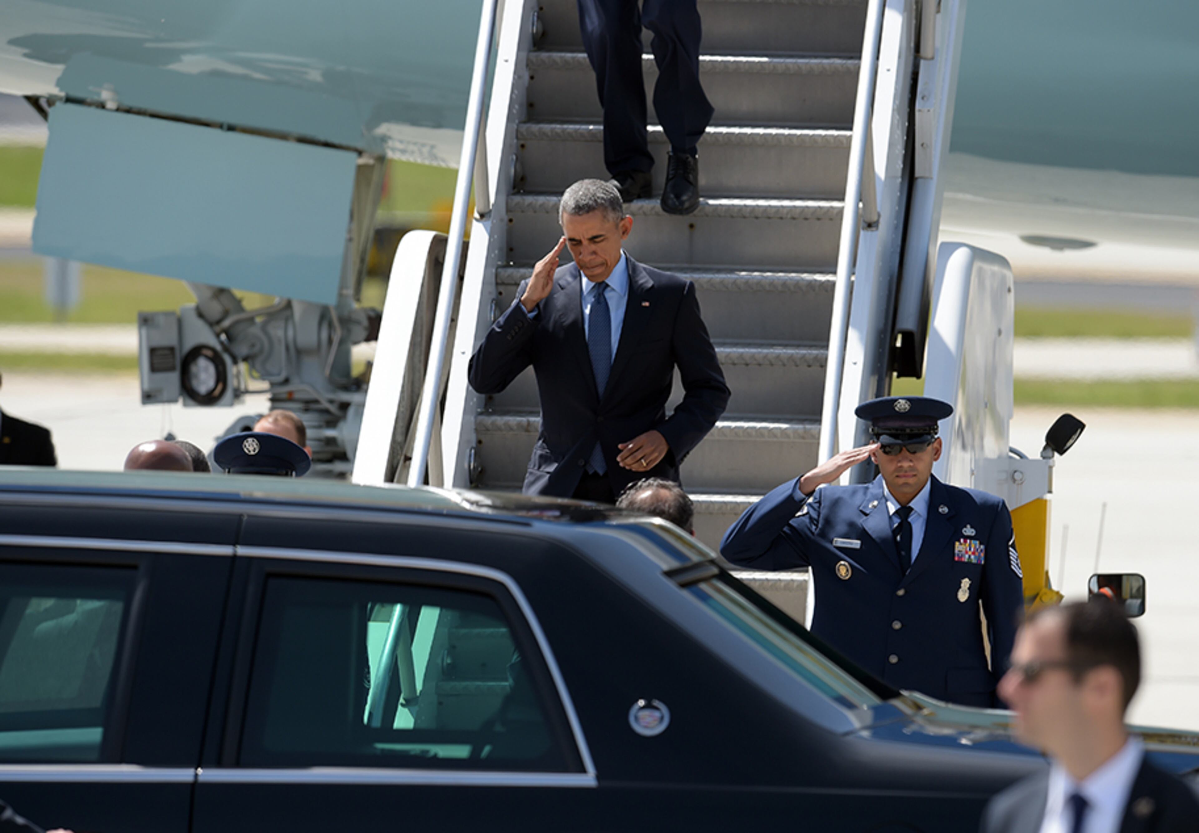 President Barack Obama arrives on Air Force One at Hartsfield-Jackson International Airport on Tuesday, March 29, 2016. Obama is in Atlanta to address the National Rx Drug Abuse & Heroin Summit. KENT D. JOHNSON/kdjohnson@ajc.com