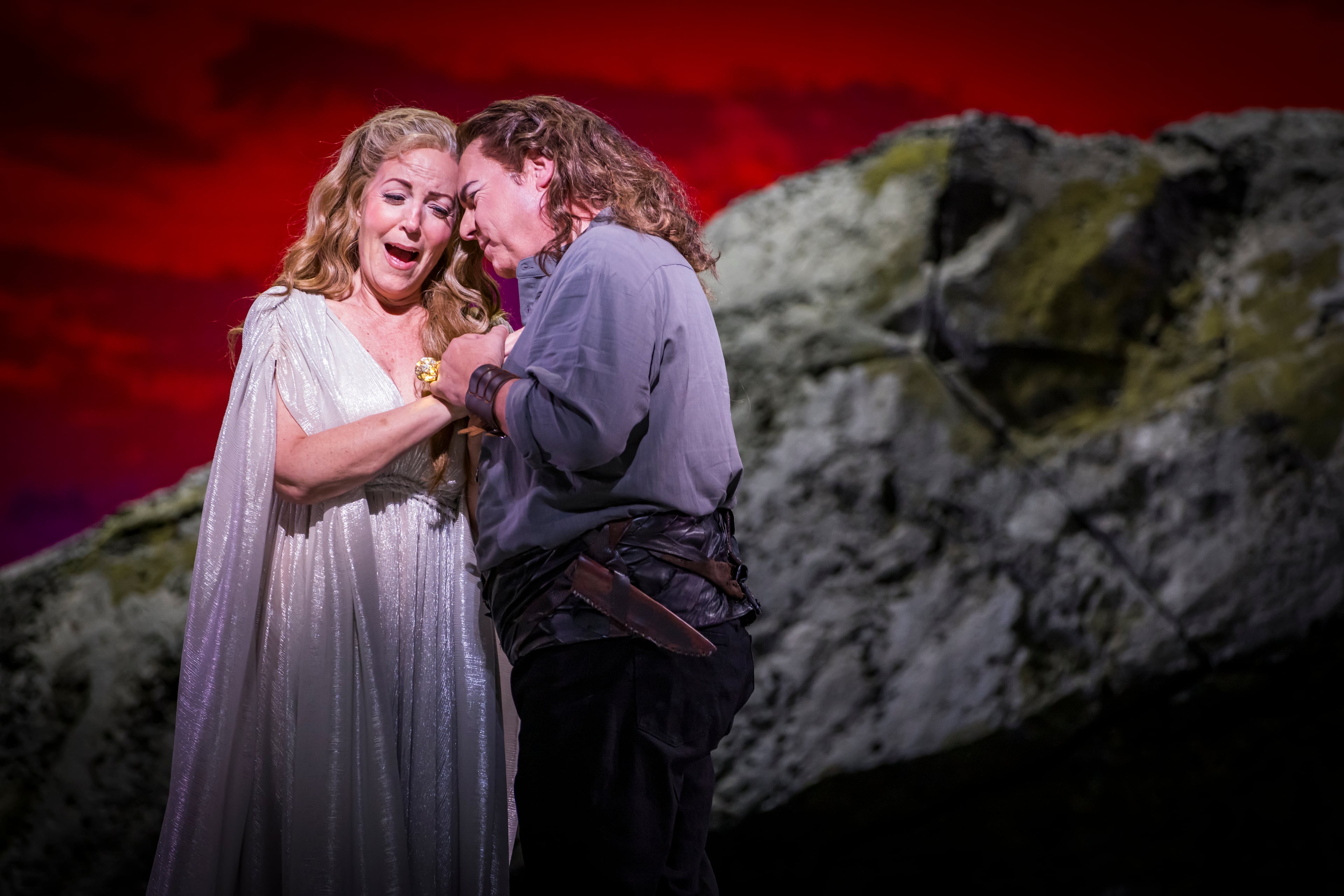 Lise Lindstrom (Brünnhilde) and Stefan Vinke (Siegfried) embrace. (Raftermen/Courtesy of Atlanta Opera)