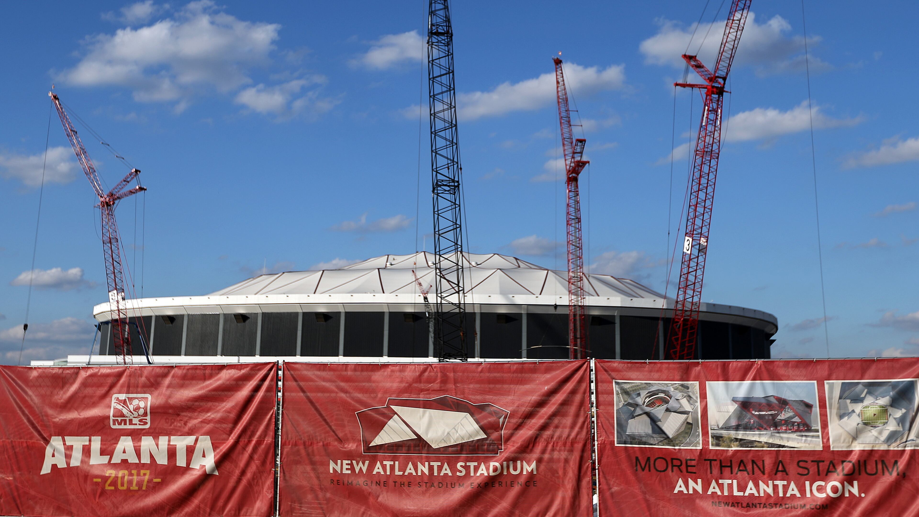 The site of the new Falcons stadium, as seen on December 2, 2014. BEN GRAY / BGRAY@AJC.COM