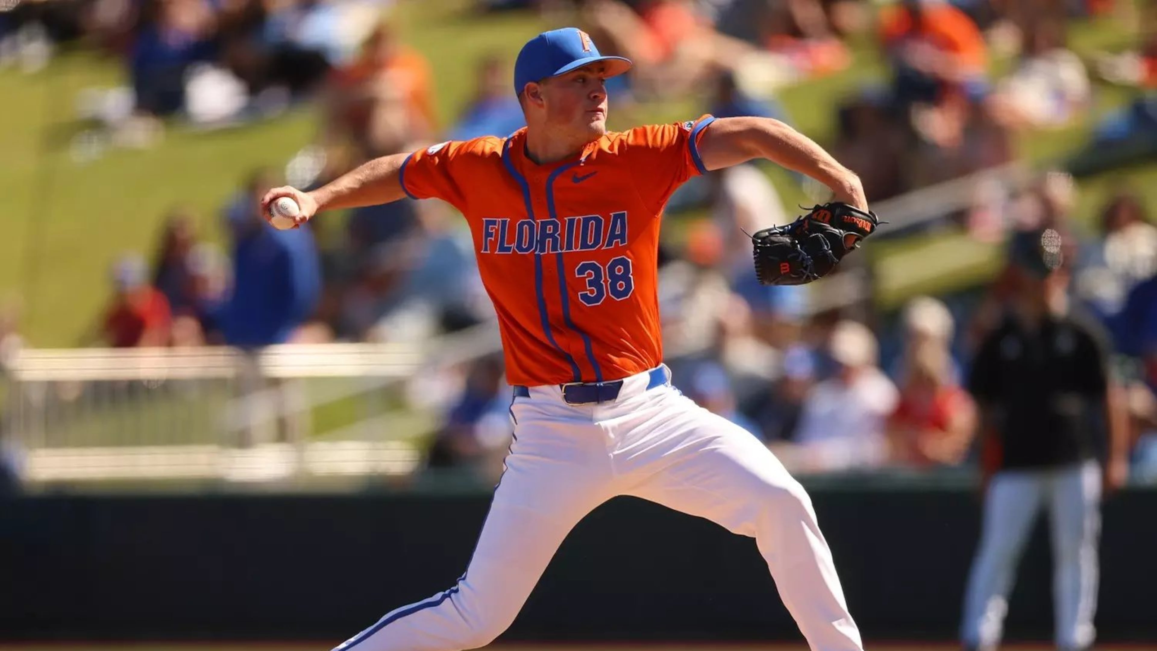 Florida pitcher Cooper Walls throws a pitch against Kennesaw State at Condron Family Ballpark in Gainesville, Fla., on Feb. 22, 2026. He's now committed to Georgia. (Jordan Perez/UAA Communications)