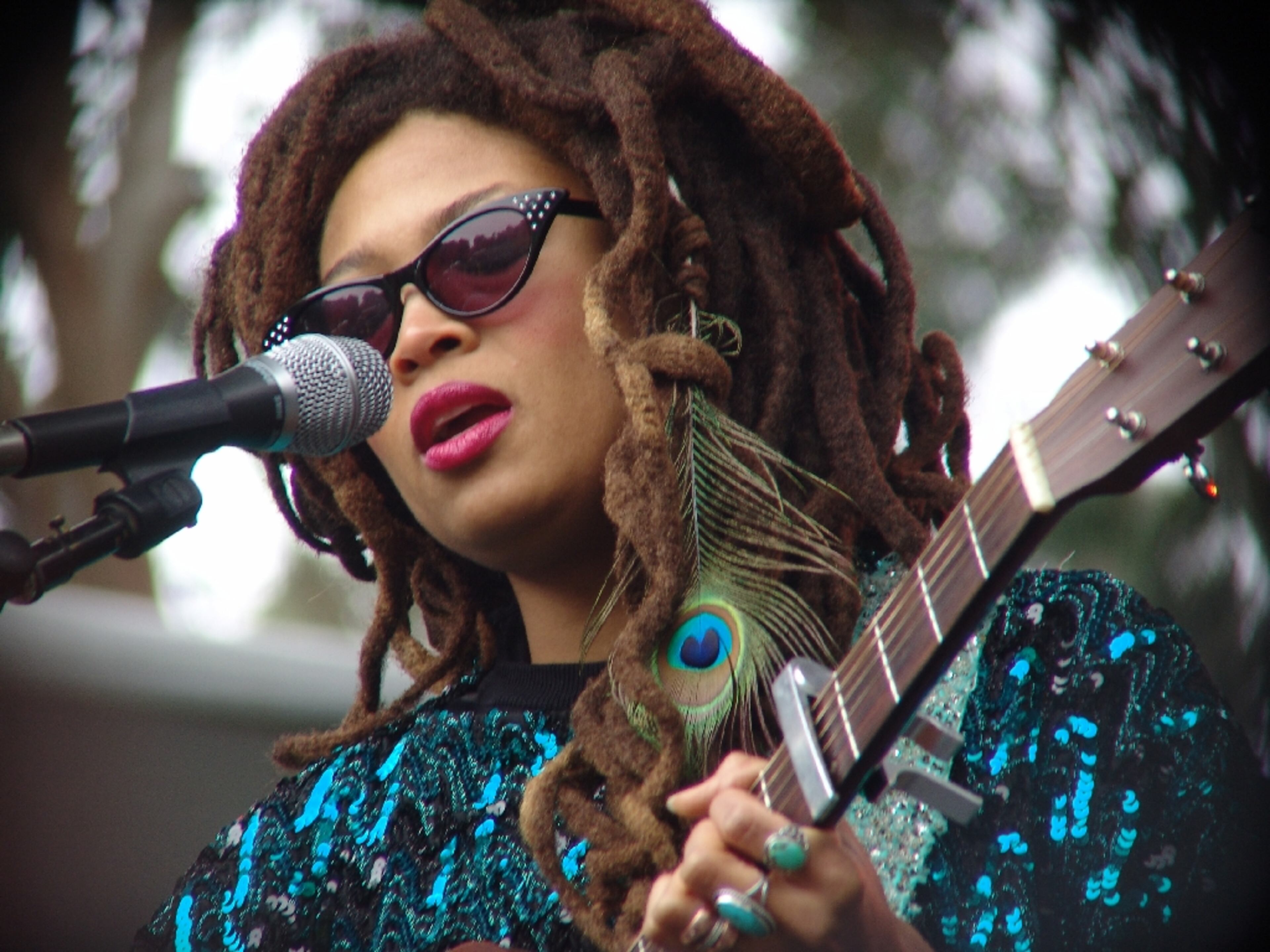 Early arrivals at Outside Lands on Saturday got treated to a spellbinding set from Tennessee country/roots songwriter Valerie June at the Sutro Stage.