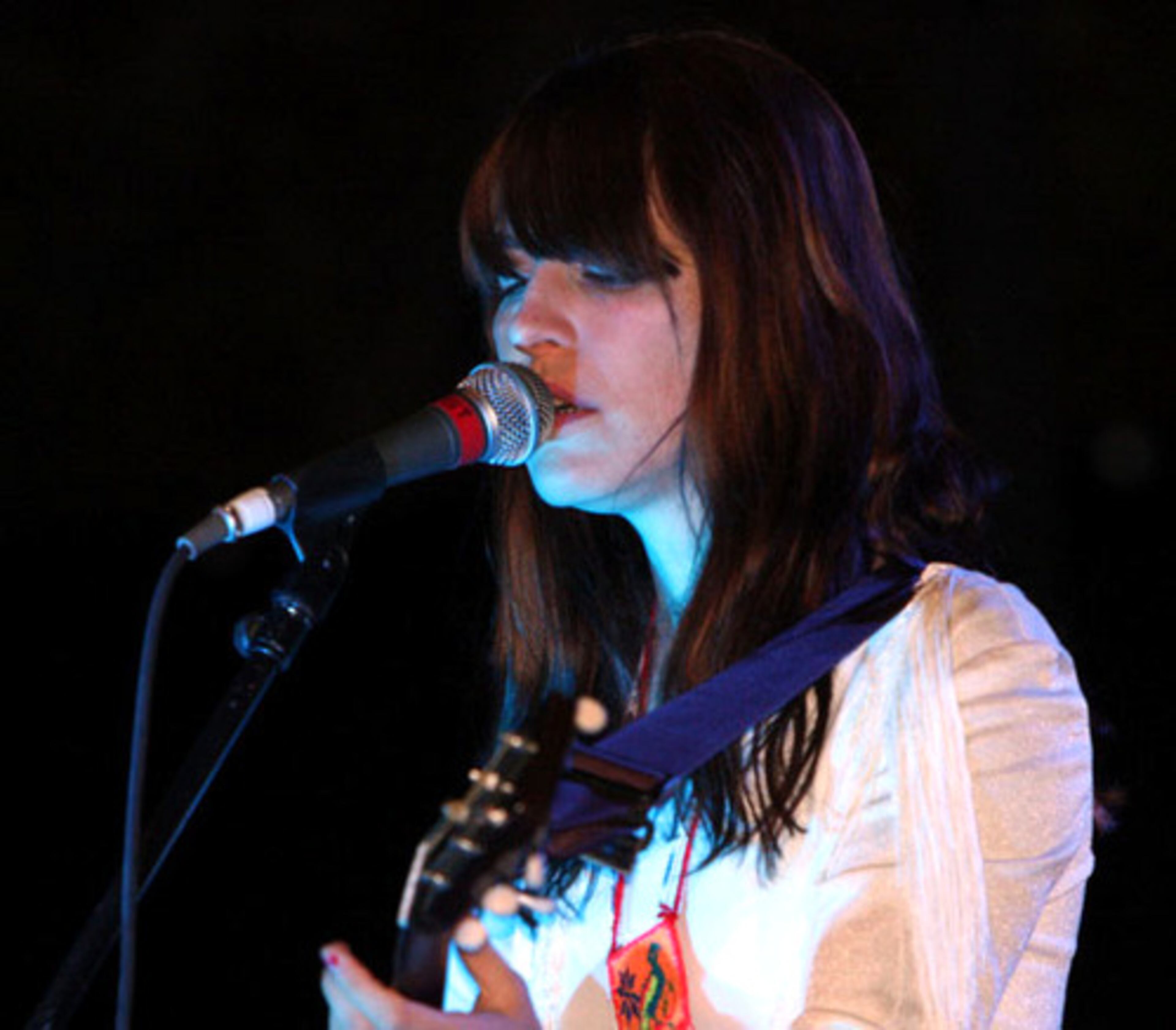 The intro to the Feist track titled 'My Moon, My Man' was featured on a Verizon commercial for the LG Chocolate VX8550 in 2007.