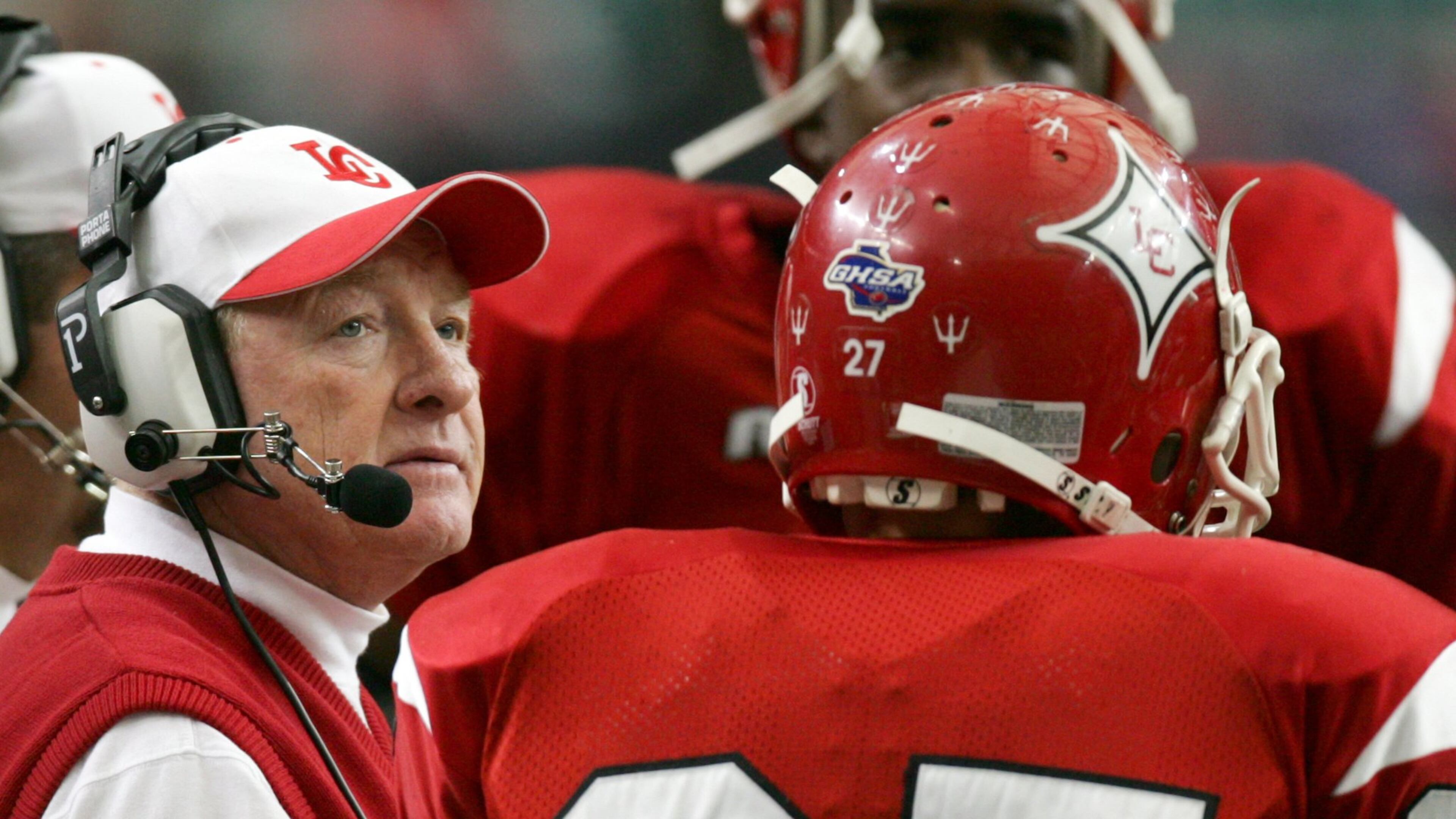 Lincoln County coach Larry Campbell, shown in a 2006 state semifinal game at the Georgia Dome, retired from coaching. He finished his career with 407 victories, and only two high school football coaches in the nation led teams to more victories. (Brant Sanderlin/AJC)